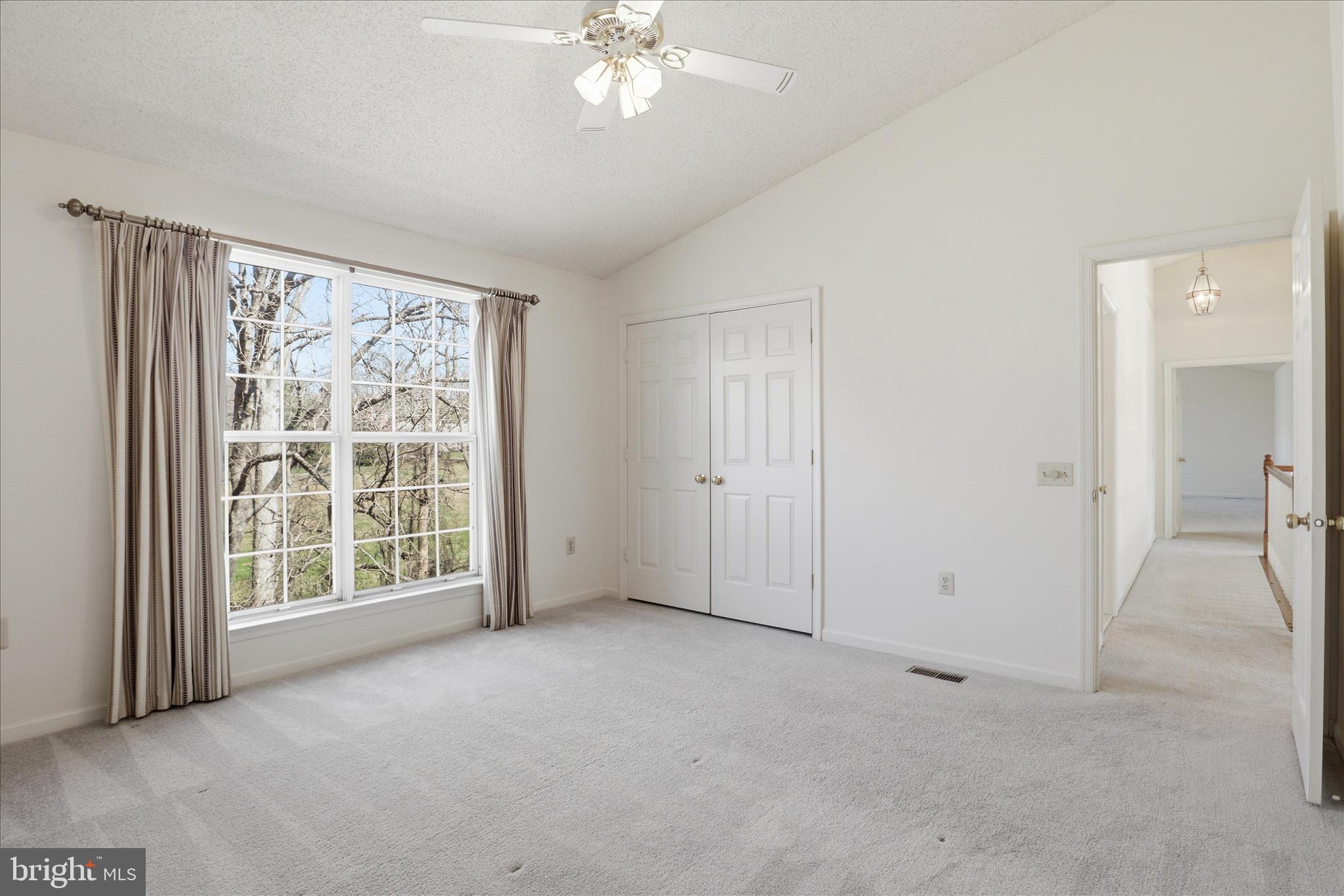 TWIN OAKS FARM - Residential