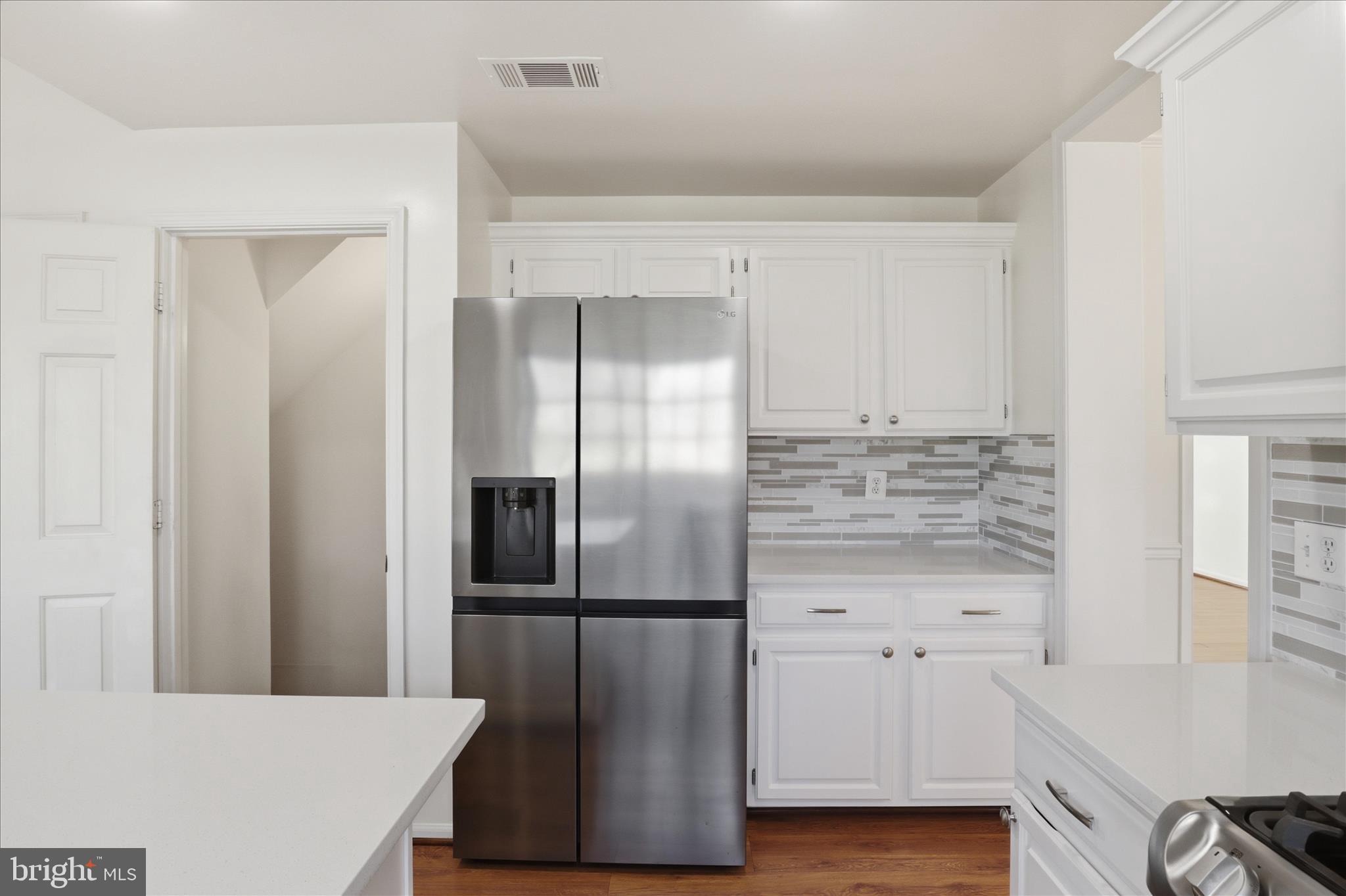 TWIN OAKS FARM - Residential