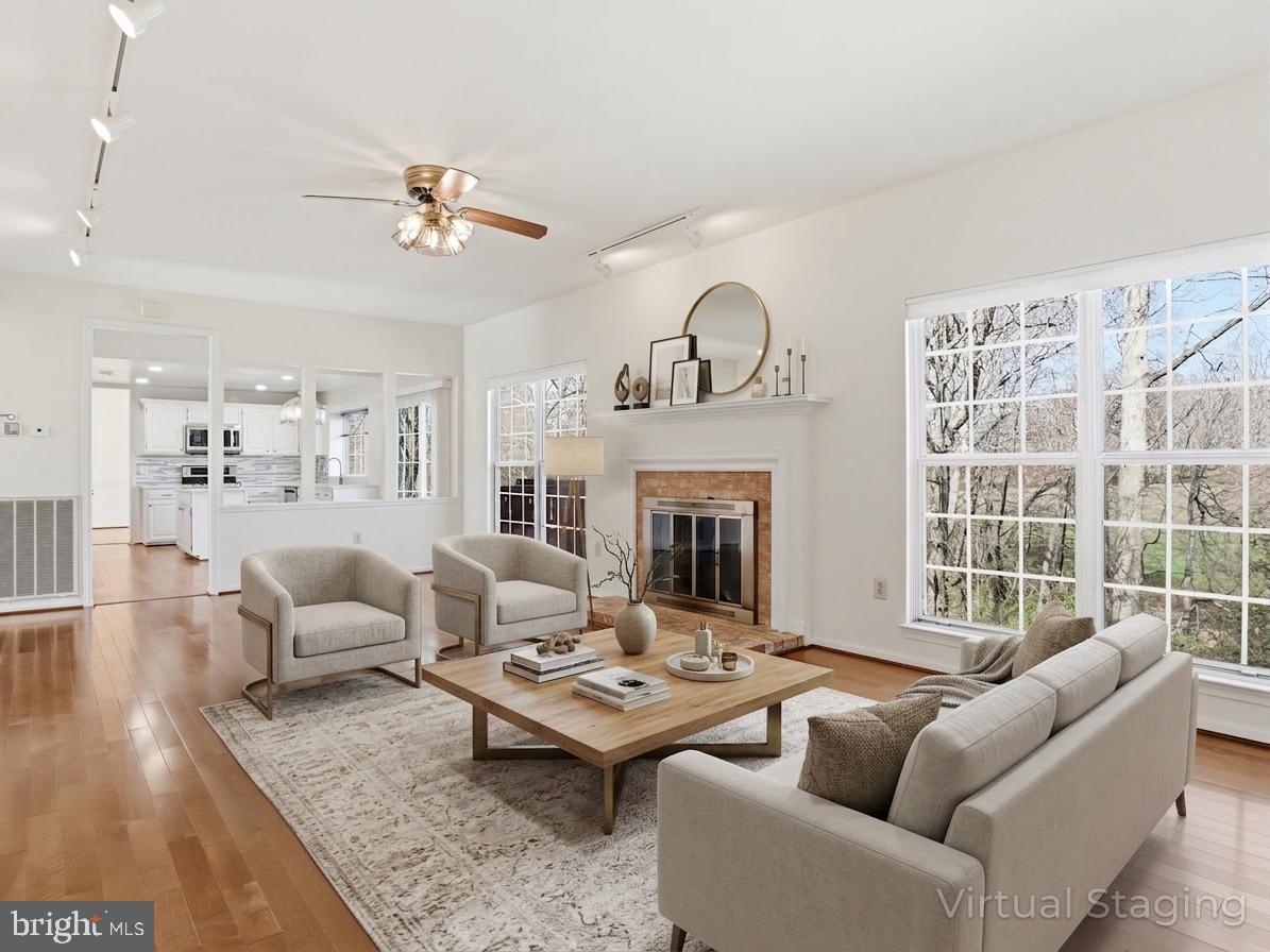 TWIN OAKS FARM - Residential