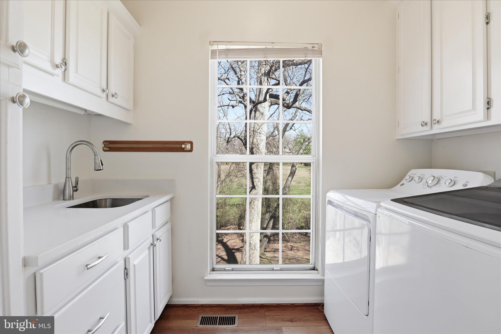 TWIN OAKS FARM - Residential