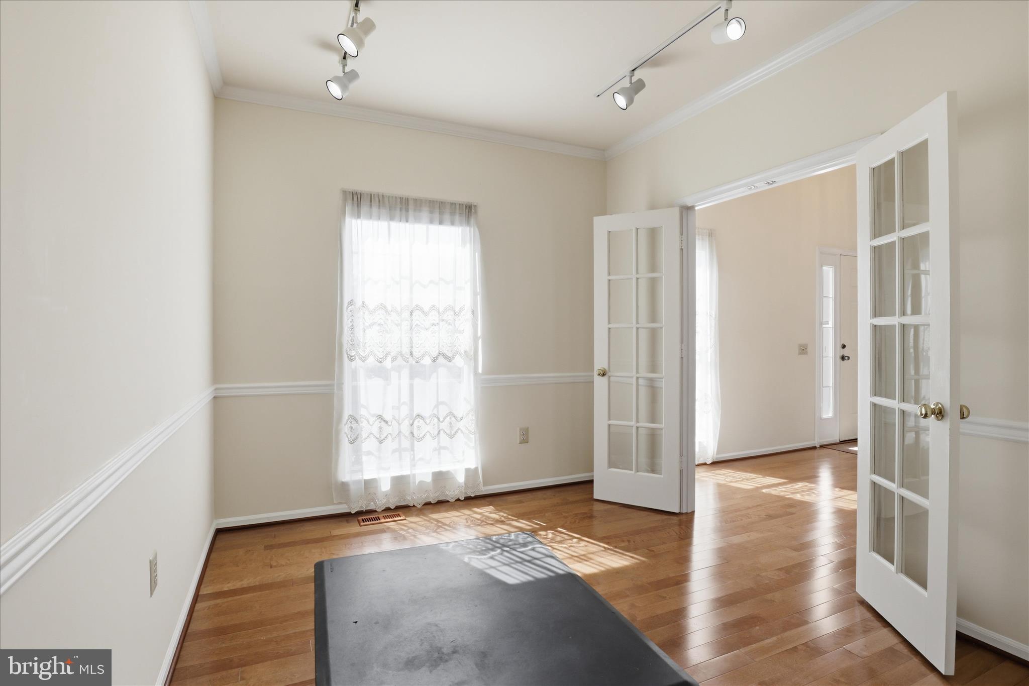 TWIN OAKS FARM - Residential