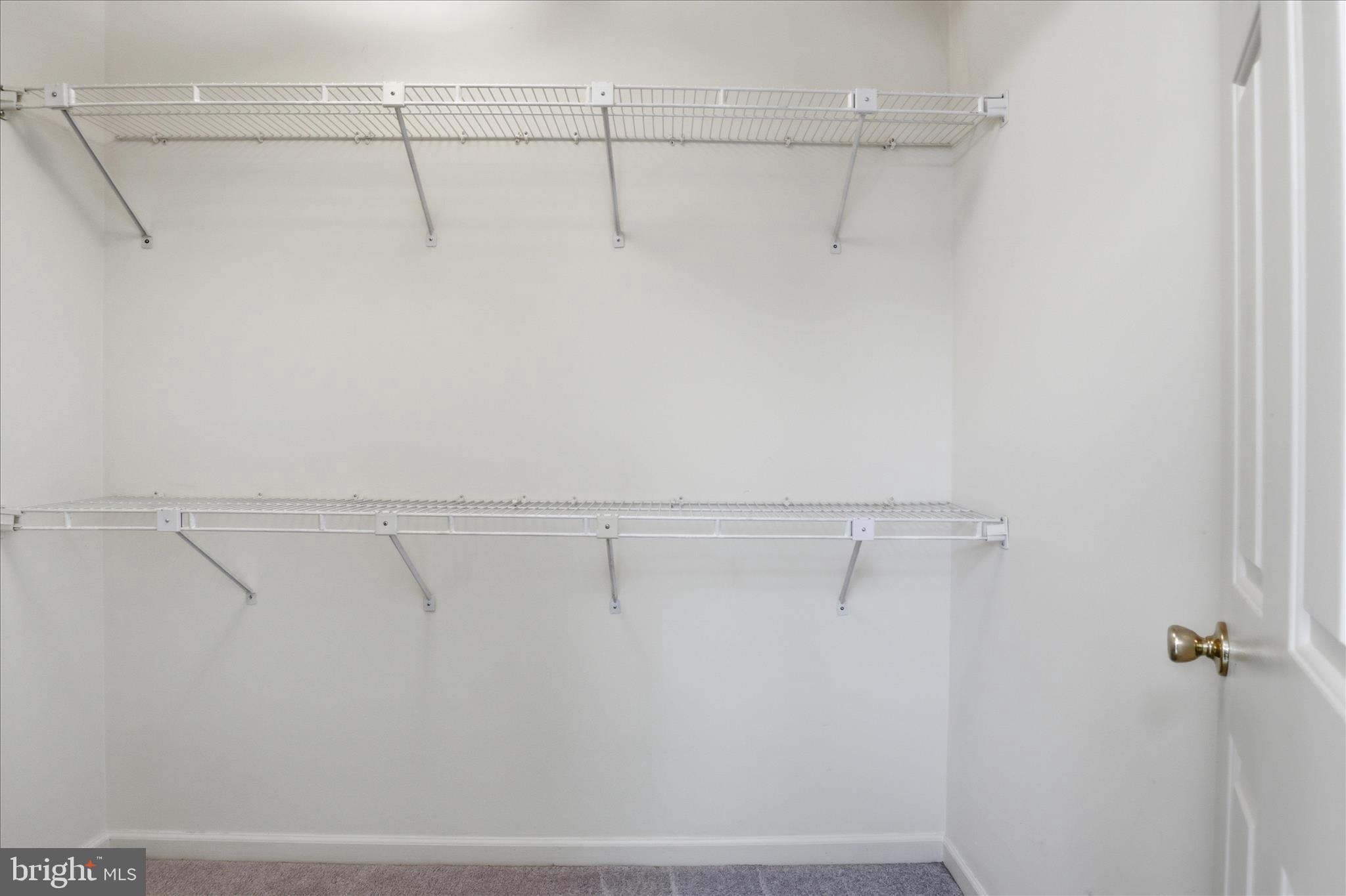 TWIN OAKS FARM - Residential