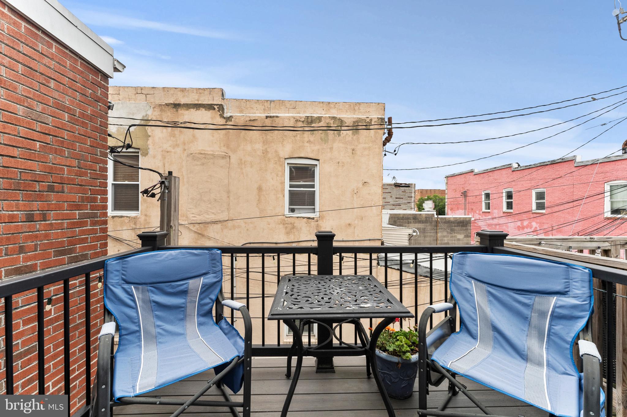 LOCUST POINT - Residential