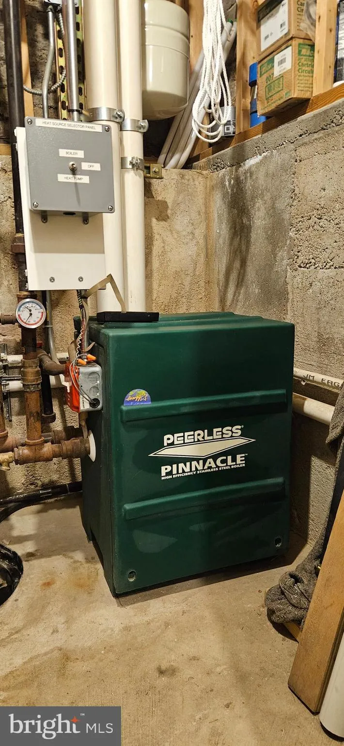 Baltimore, Maryland 21230, United States, 2 Bedrooms Bedrooms, ,1 BathroomBathrooms,Residential,Active,186842