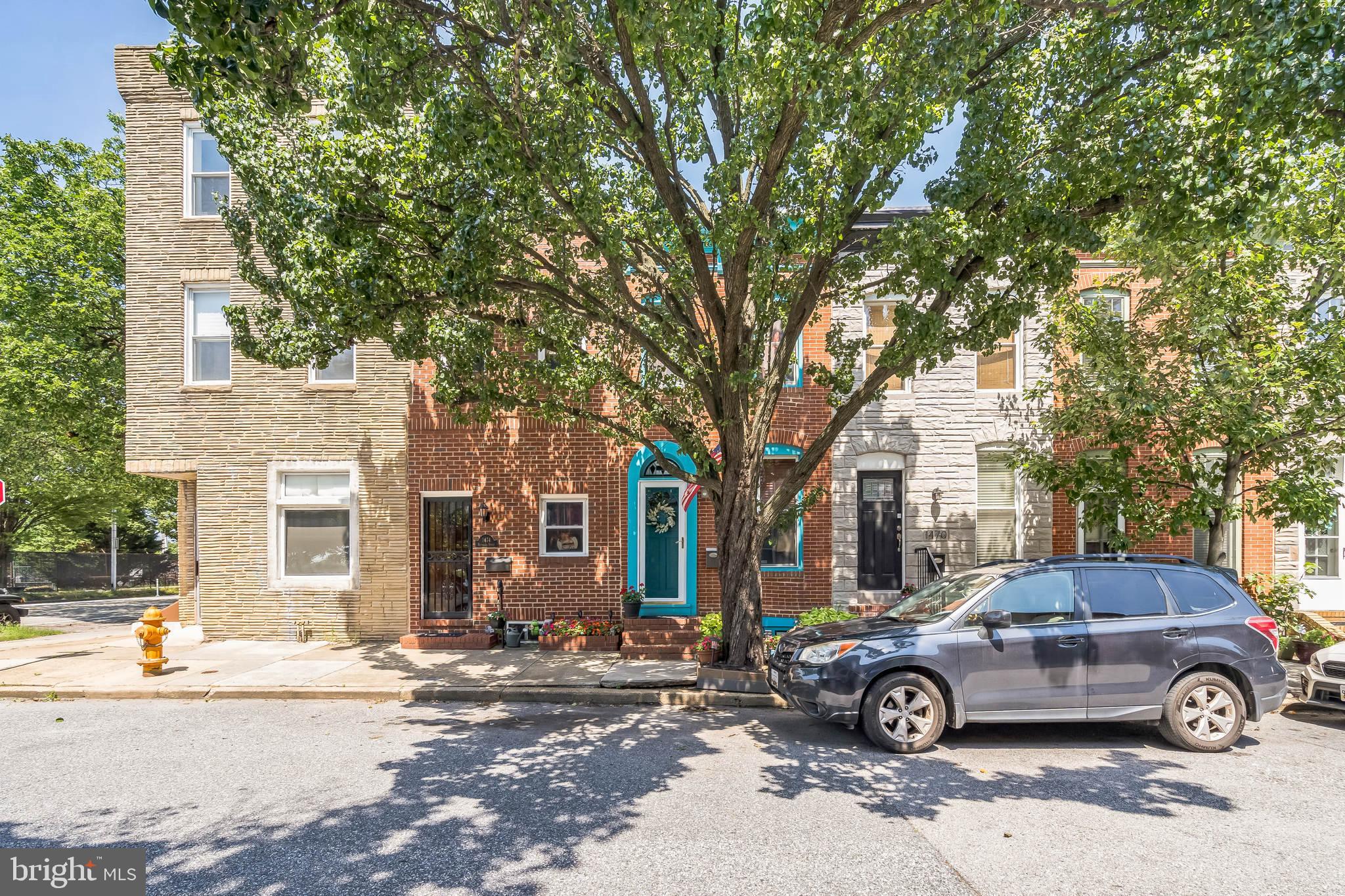 LOCUST POINT - Residential