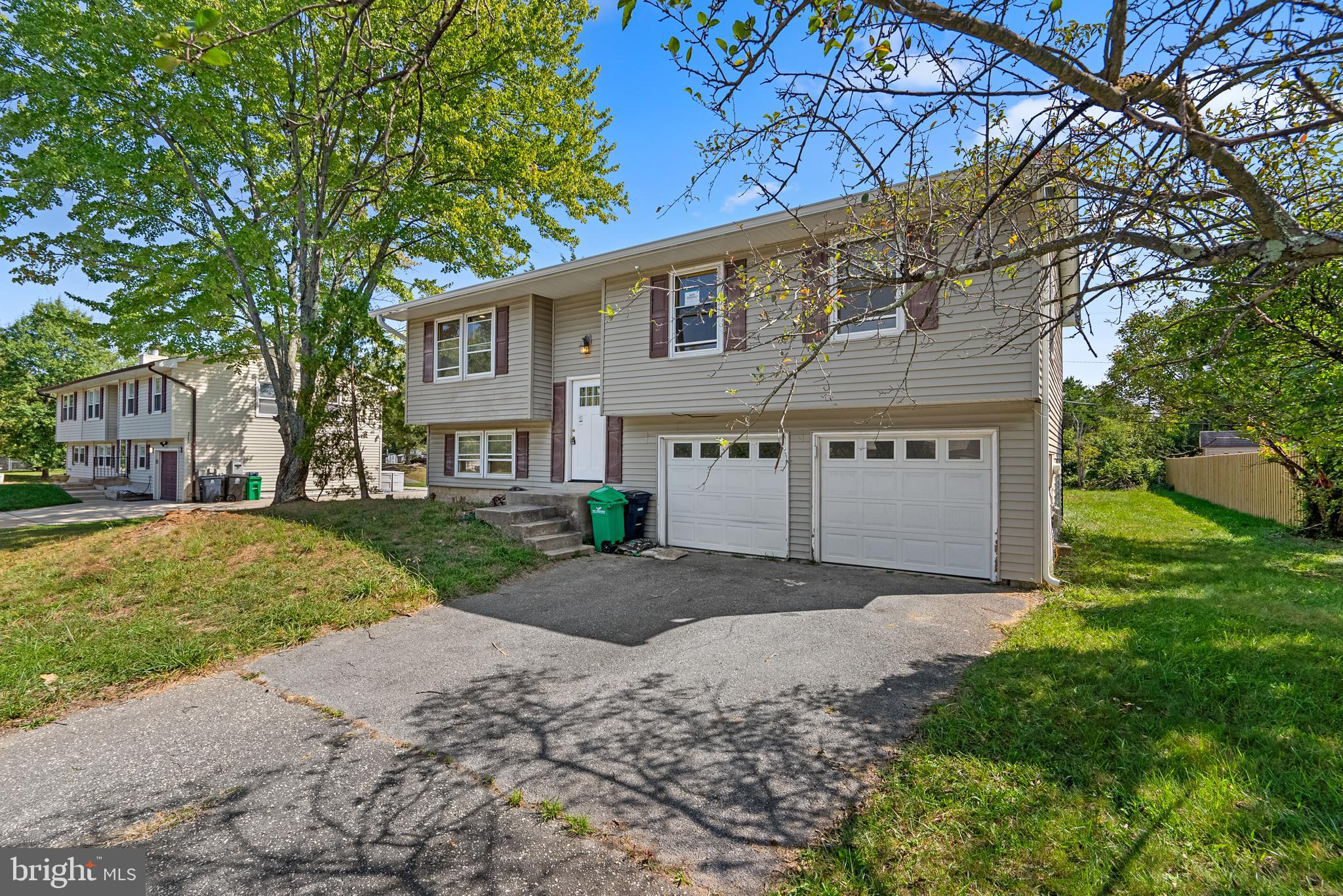 10302 DUKE OF WELLINGTON COURT