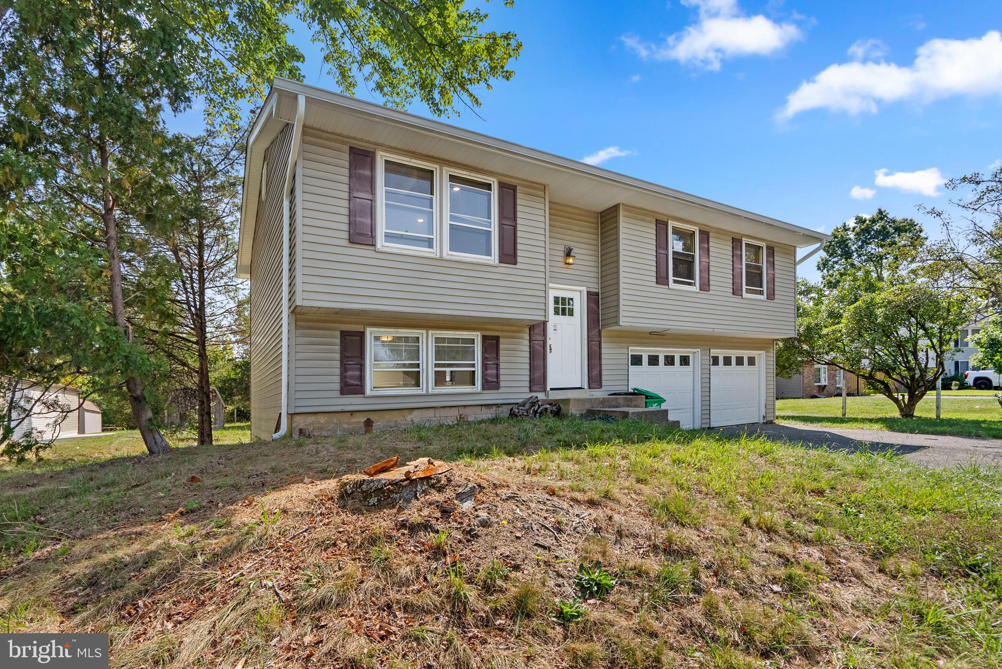 10302 DUKE OF WELLINGTON COURT