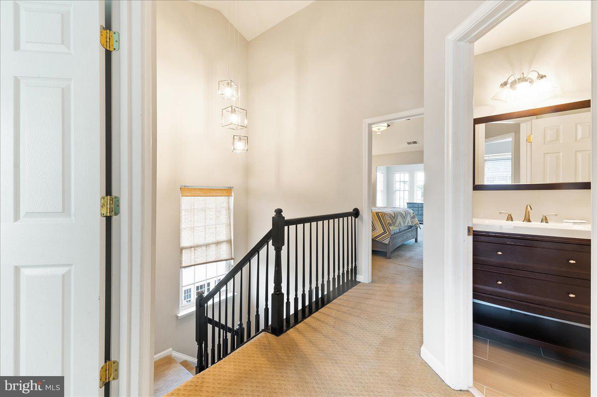 TOWNES AT COMPTON FARM - Residential