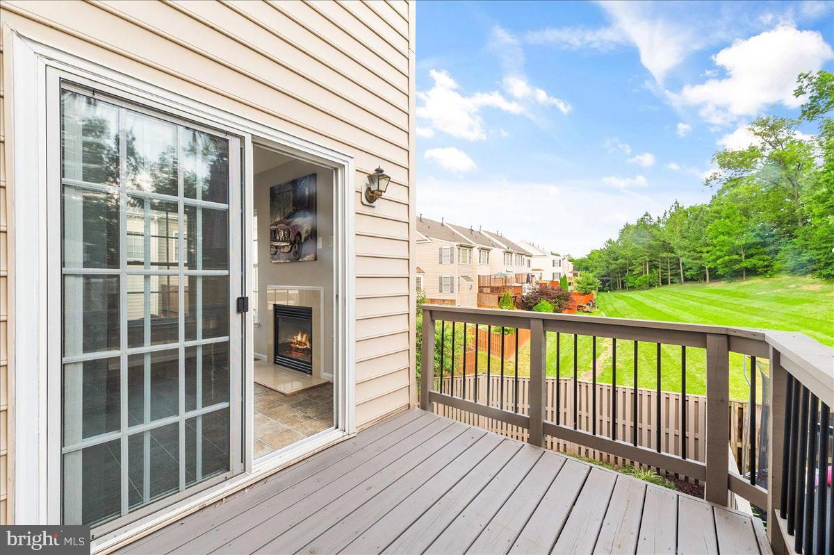 TOWNES AT COMPTON FARM - Residential