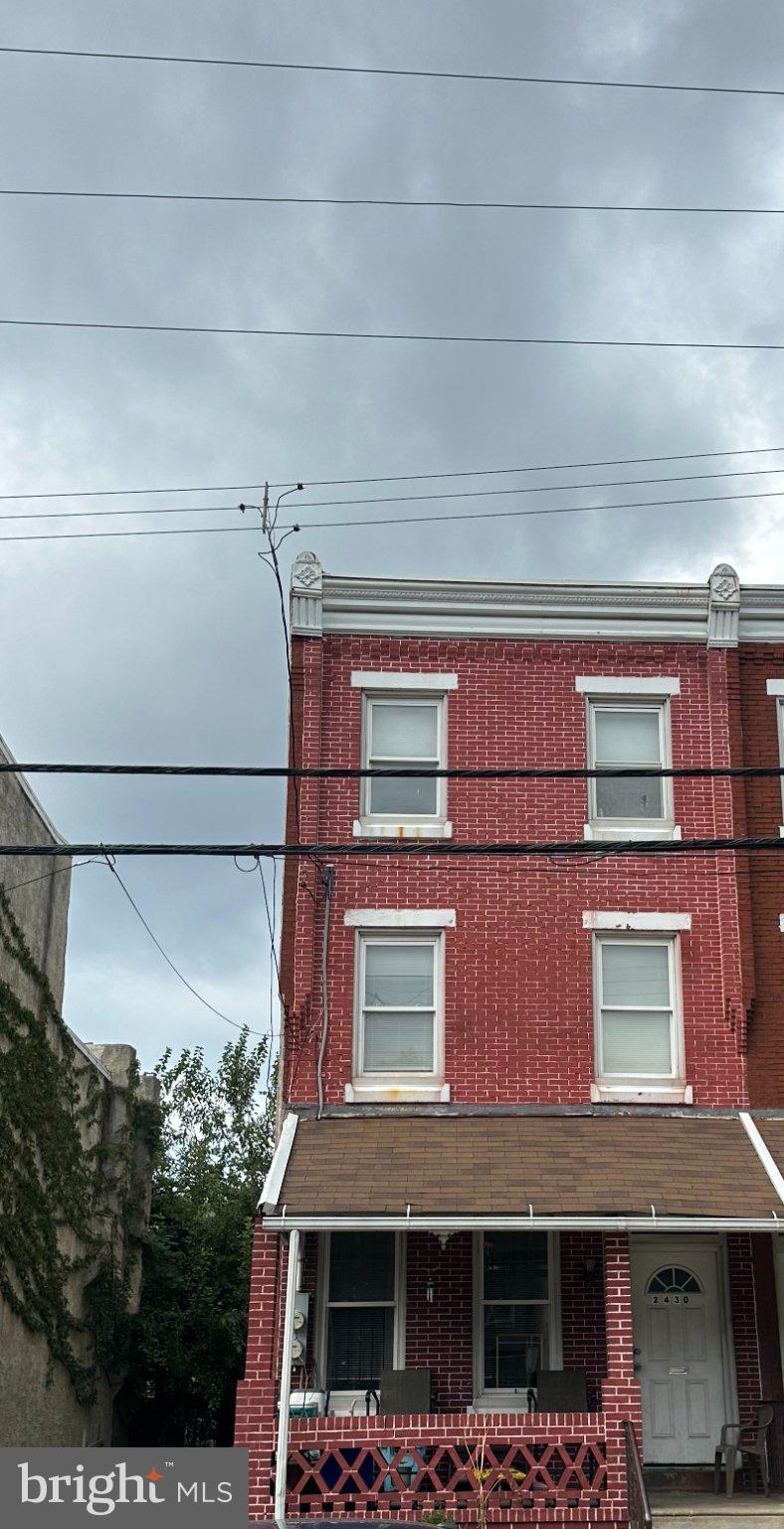2430 N 30TH STREET 2ND FLOOR