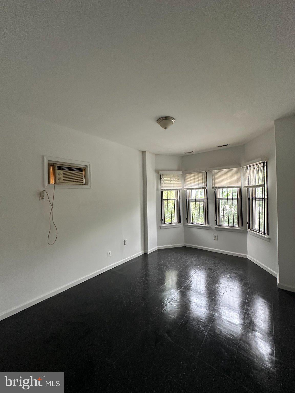 2430 N 30TH STREET 2ND FLOOR