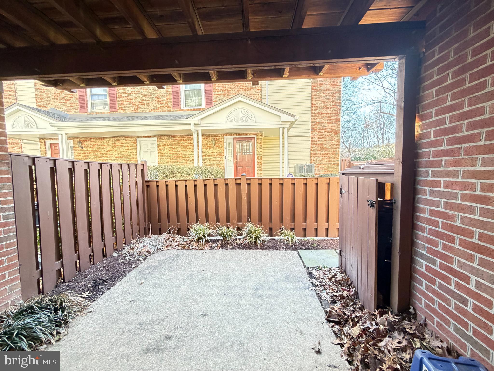 SOMERSET AT WESTRIDGE - Residential Lease