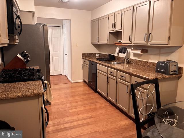 SOMERSET AT WESTRIDGE - Residential Lease