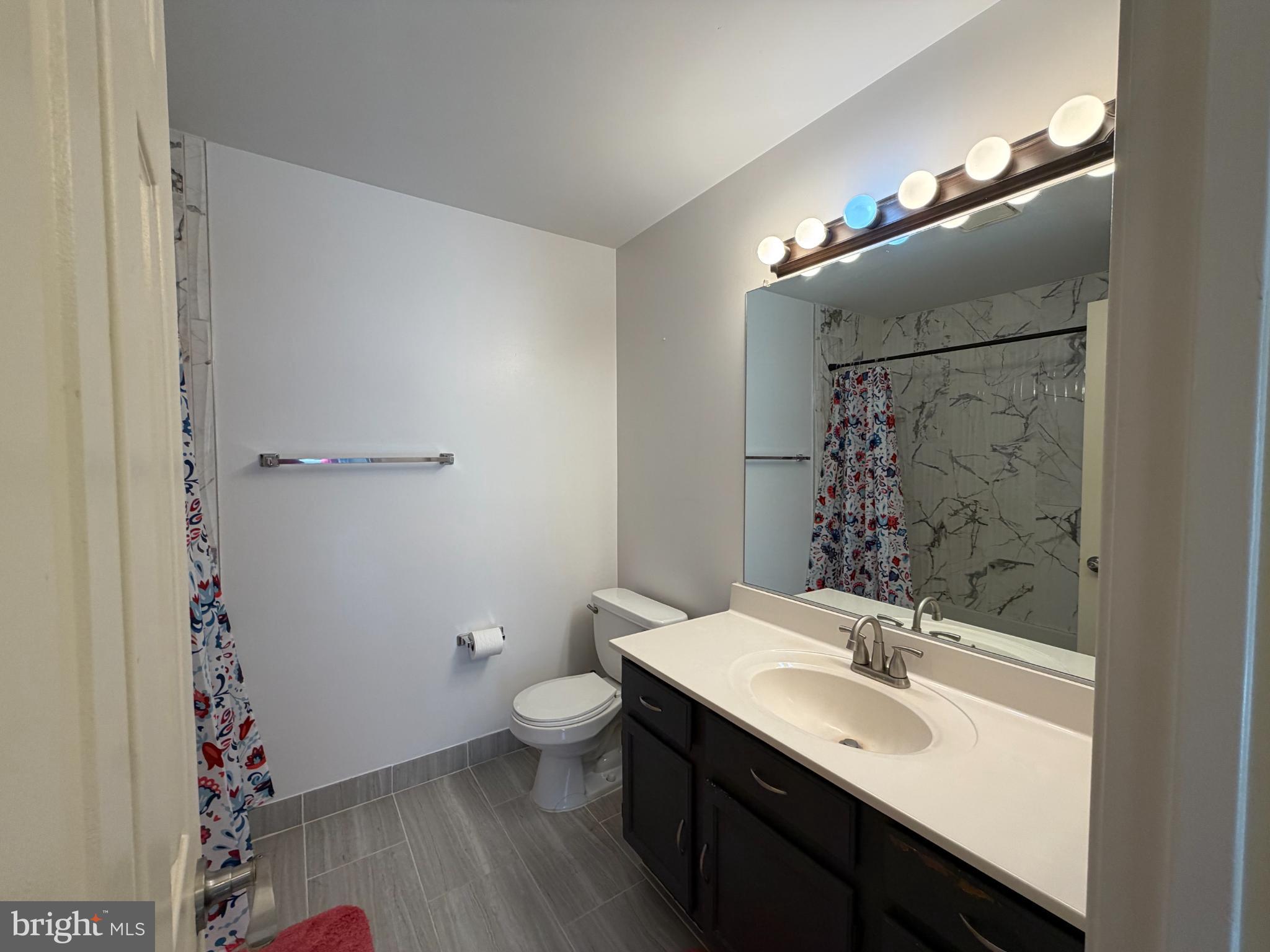 SOMERSET AT WESTRIDGE - Residential Lease