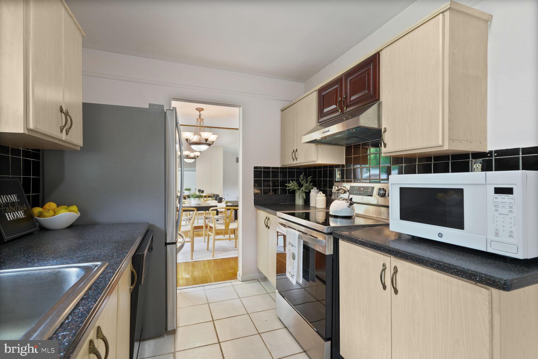 SLEEPY HOLLOW WOODS - Residential