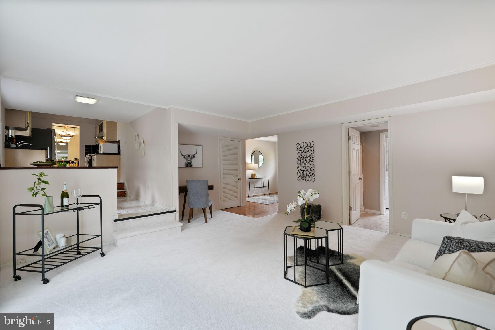 SLEEPY HOLLOW WOODS - Residential