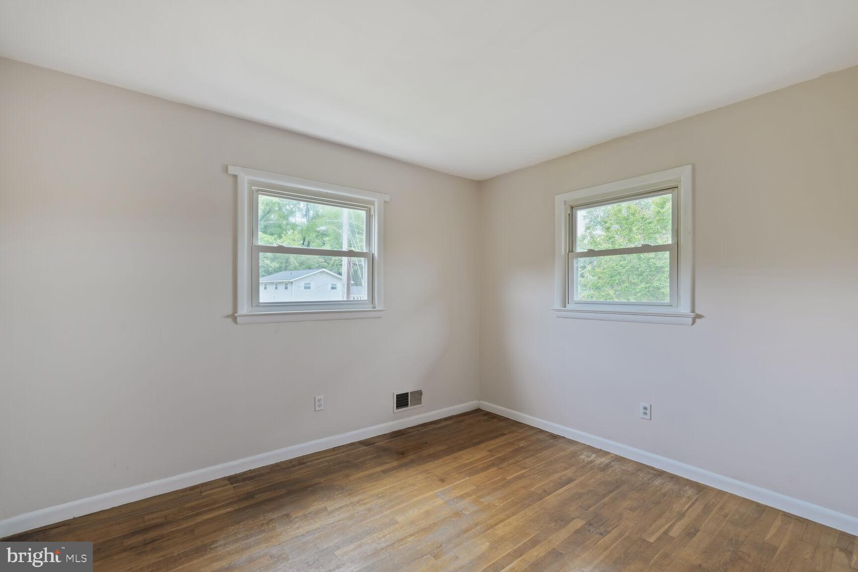 SLEEPY HOLLOW WOODS - Residential