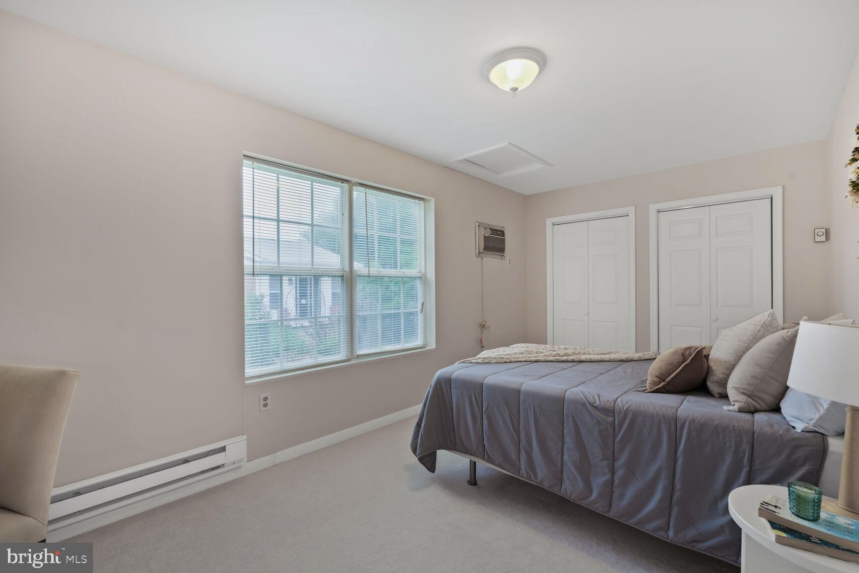 SLEEPY HOLLOW WOODS - Residential