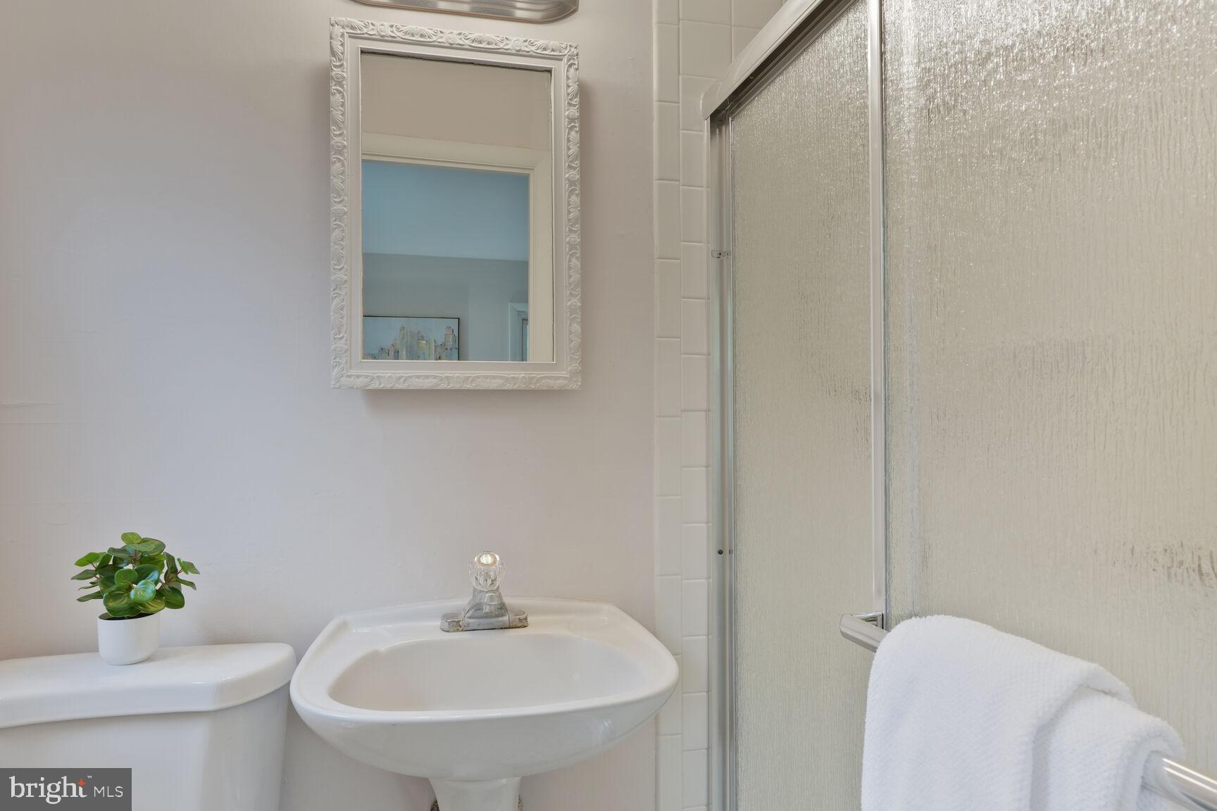 SLEEPY HOLLOW WOODS - Residential