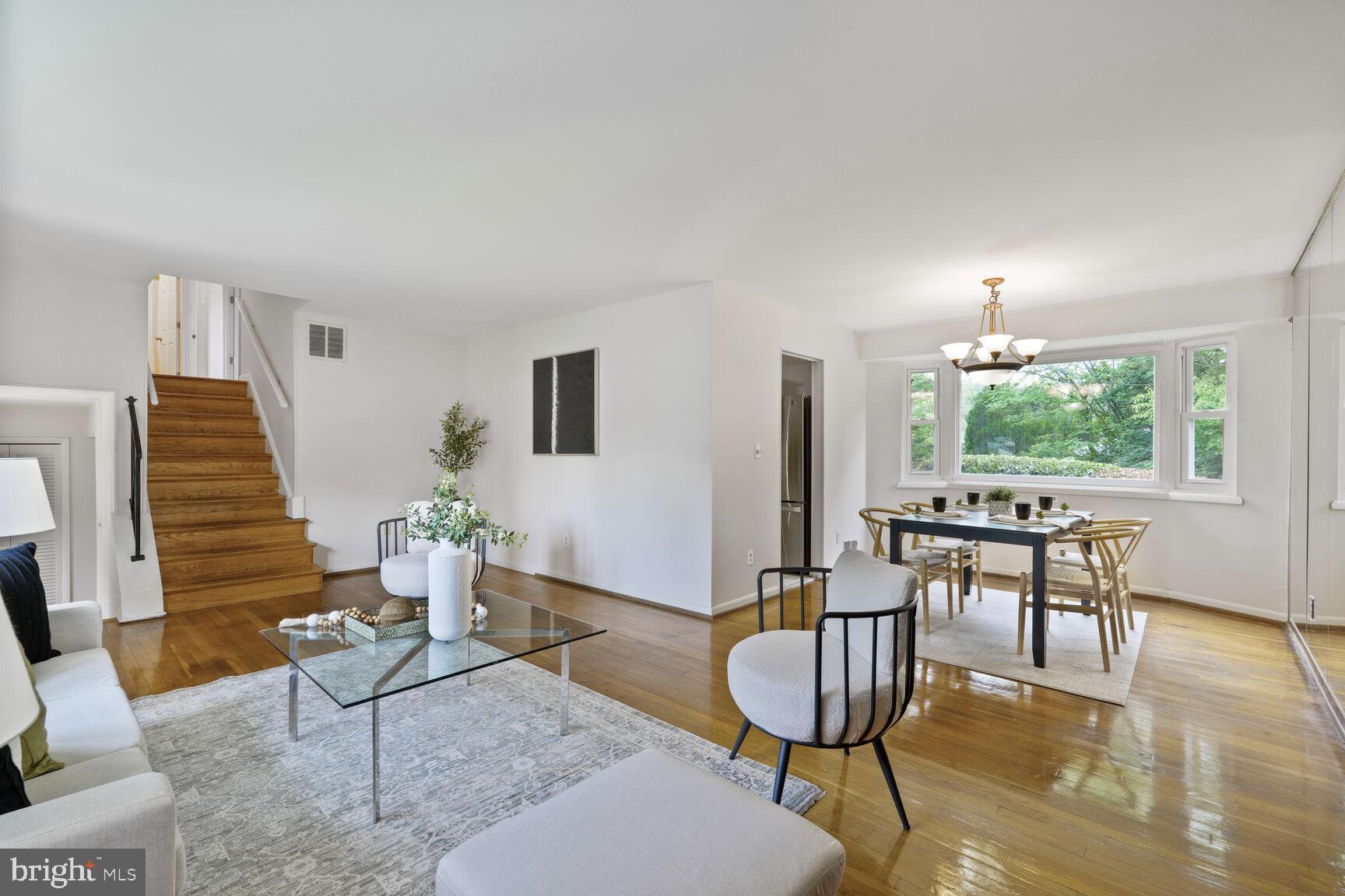 SLEEPY HOLLOW WOODS - Residential