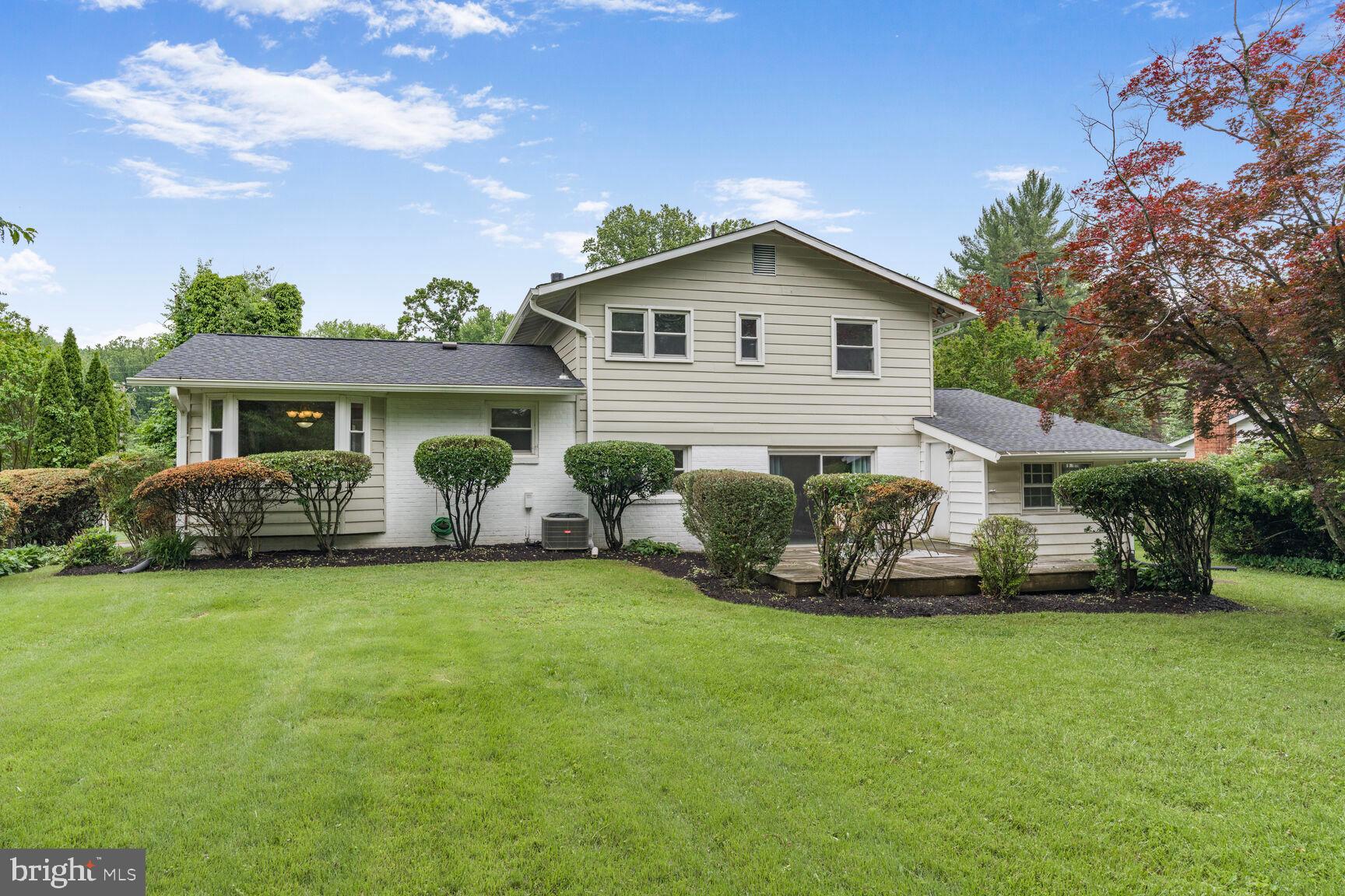 SLEEPY HOLLOW WOODS - Residential