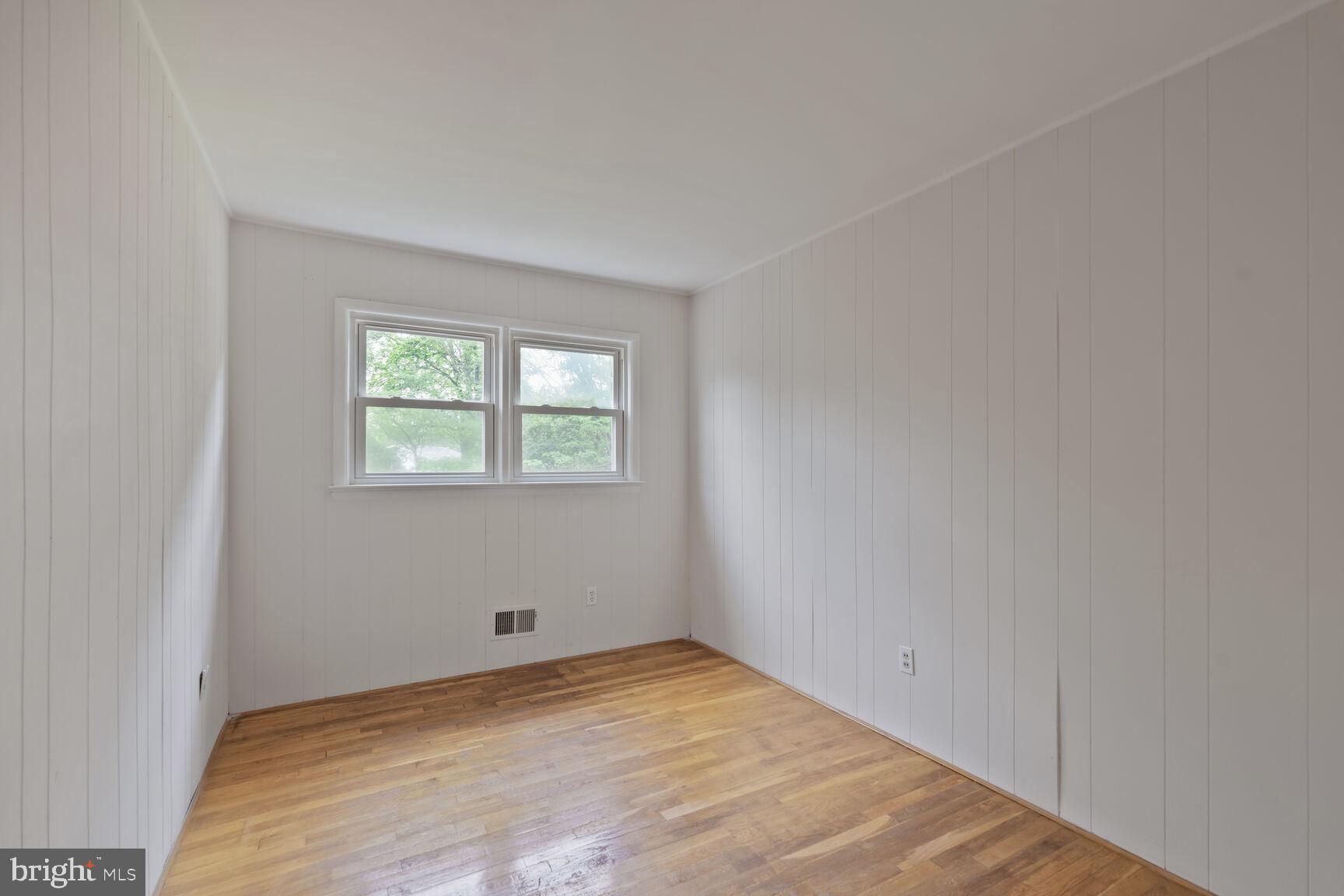 SLEEPY HOLLOW WOODS - Residential