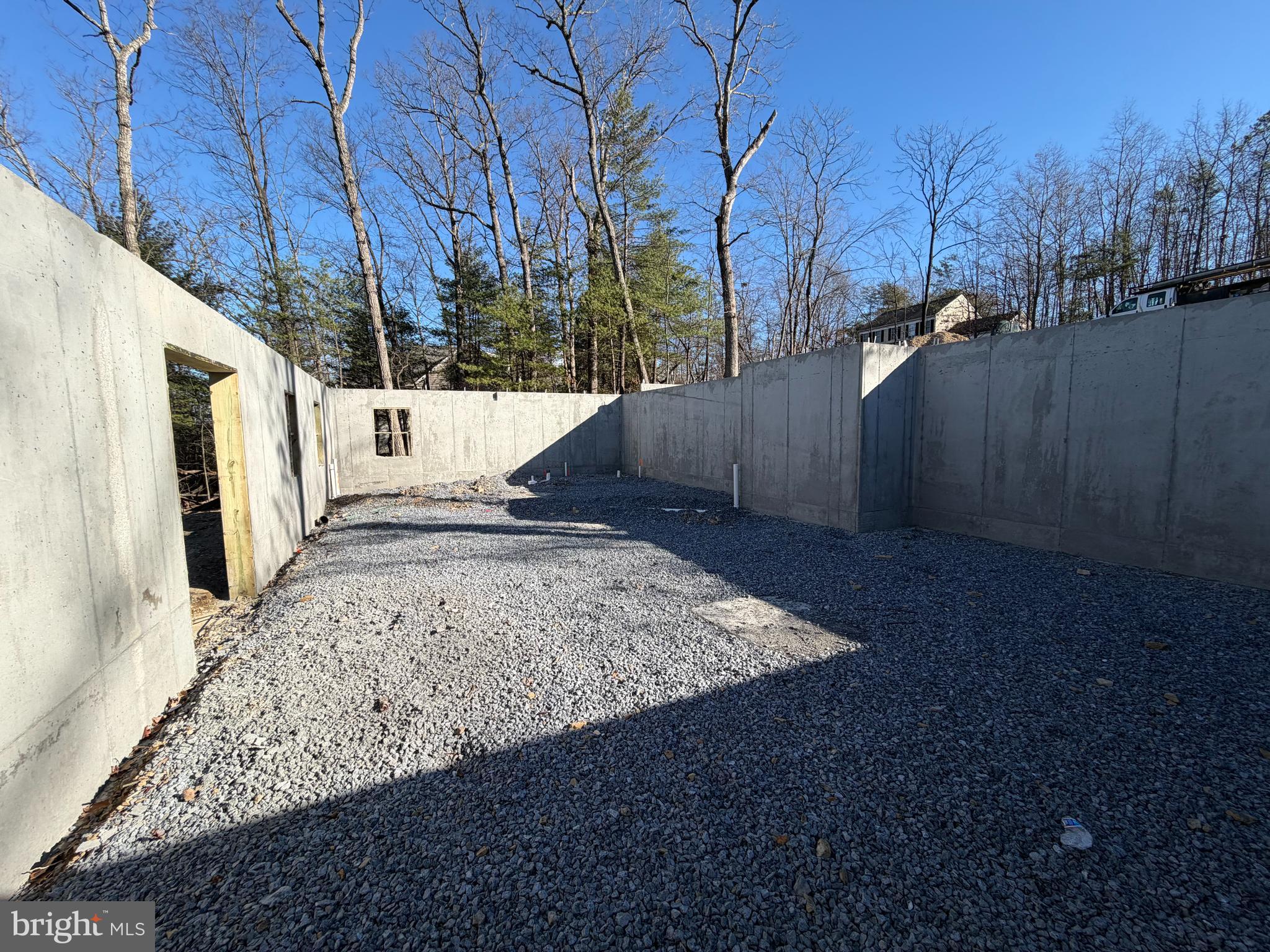 LAKE HOLIDAY ESTATES - Residential