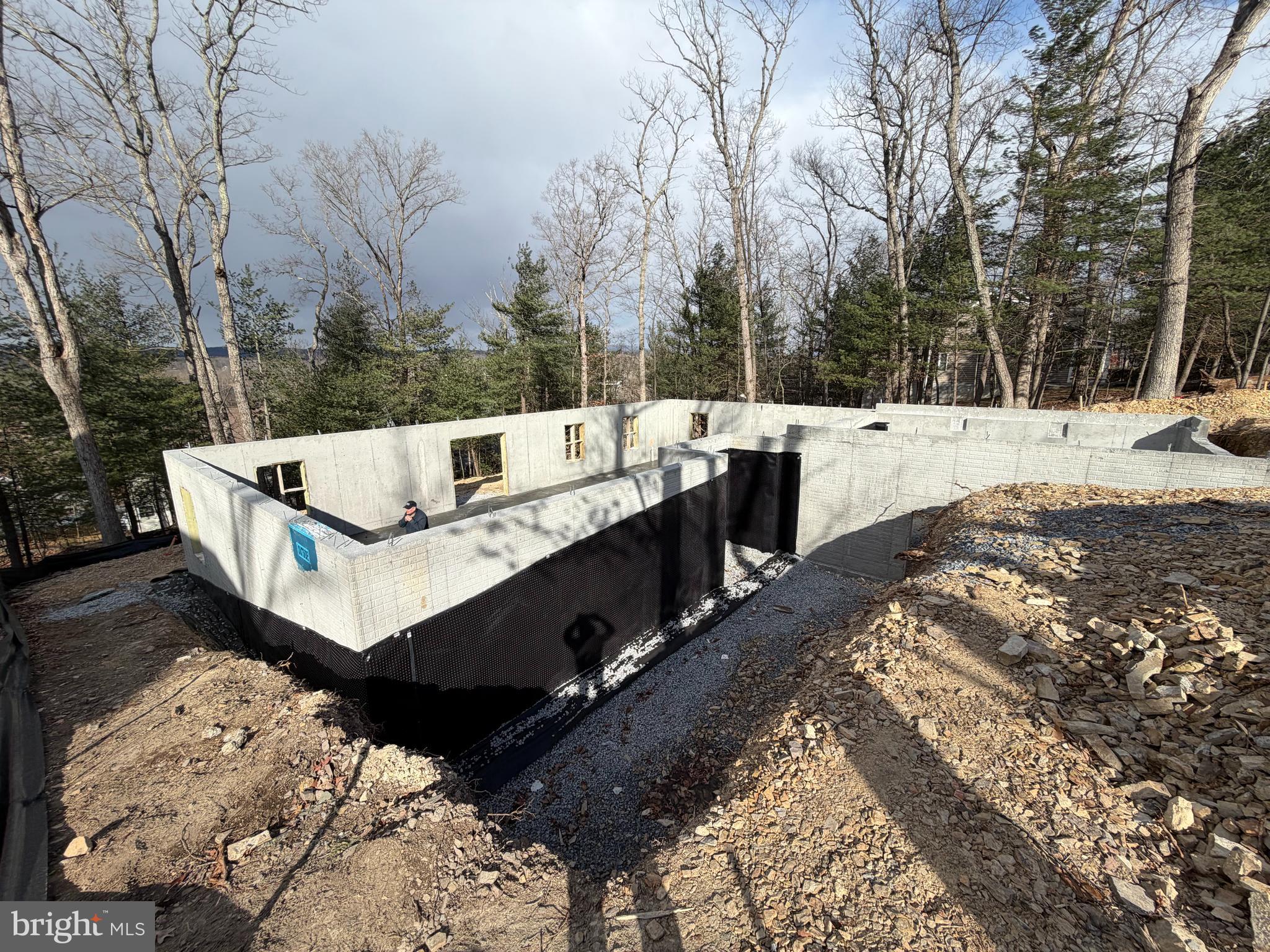 LAKE HOLIDAY ESTATES - Residential