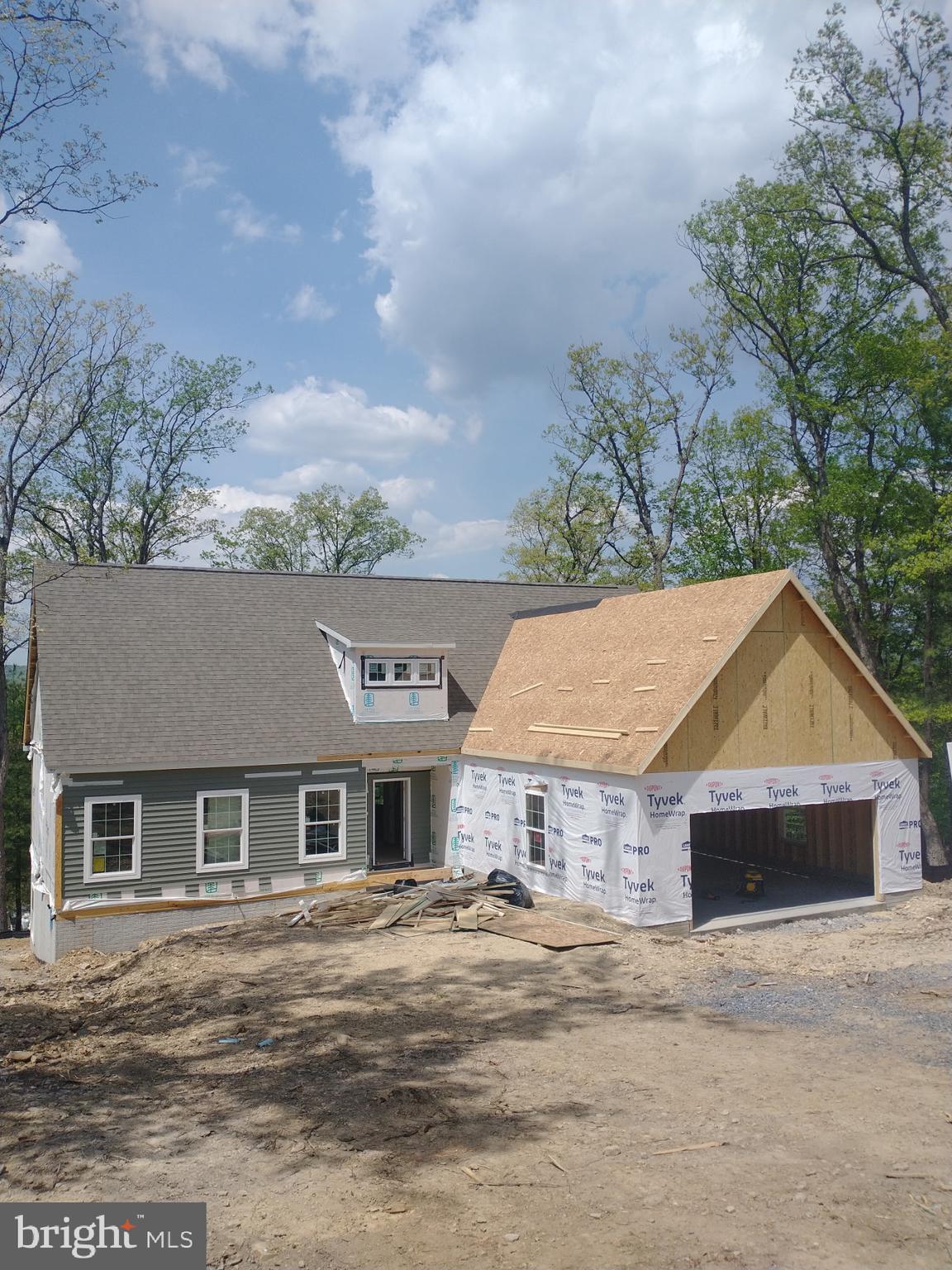 LAKE HOLIDAY ESTATES - Residential