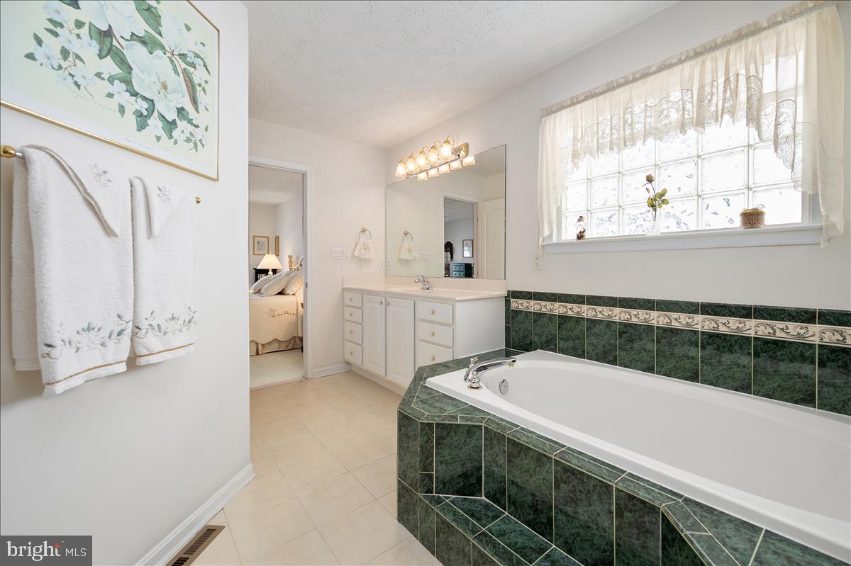 OCEAN PINES - TERNS LANDING - Residential