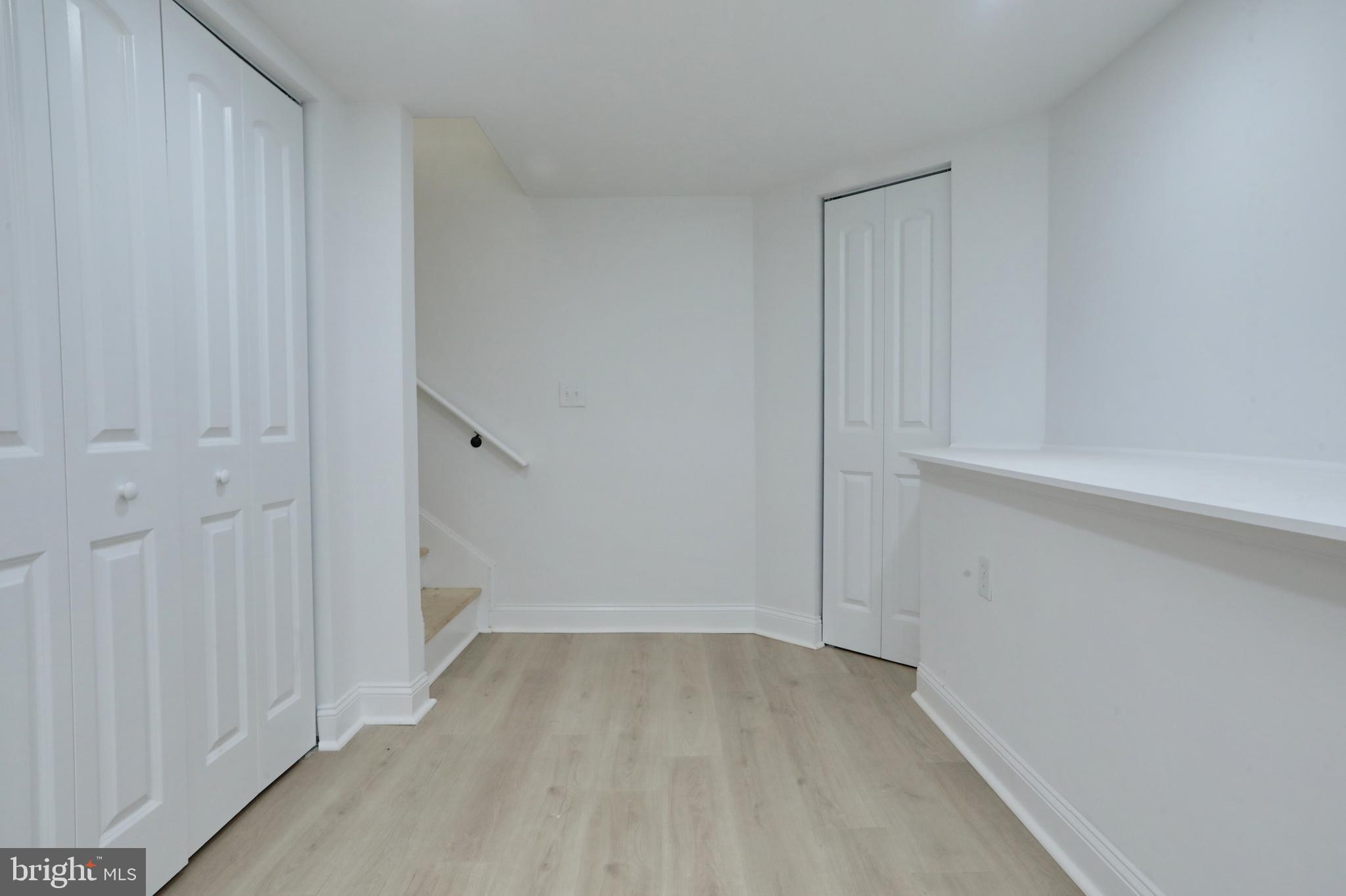 ANNAPOLIS WOODS ESTATE - Residential