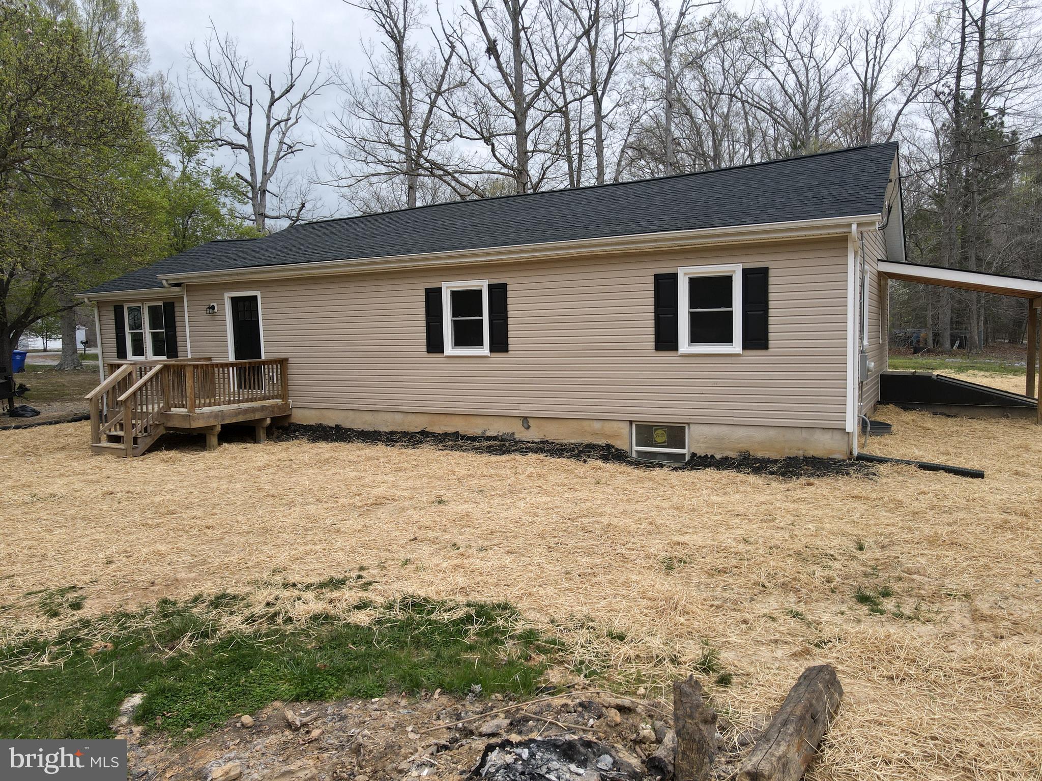 ANNAPOLIS WOODS ESTATE - Residential