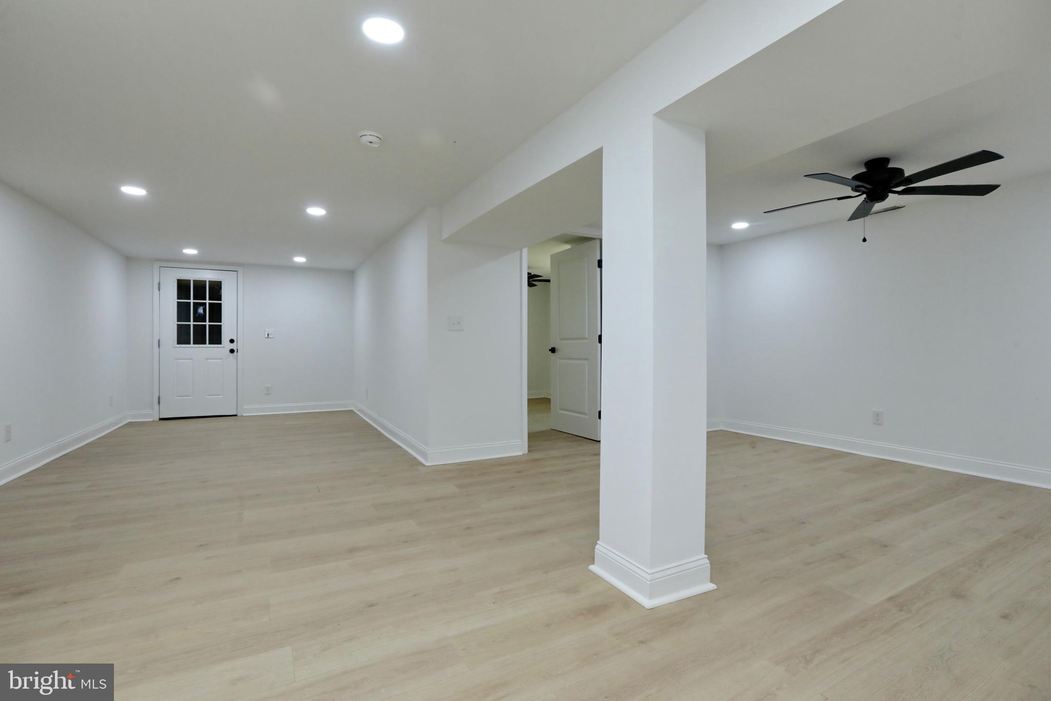 ANNAPOLIS WOODS ESTATE - Residential