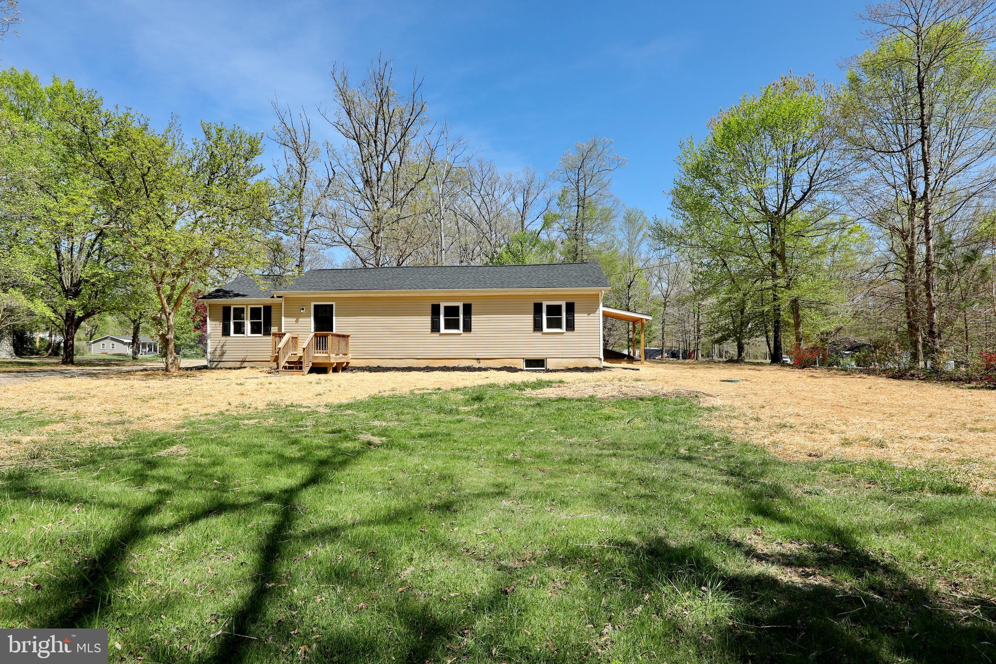 ANNAPOLIS WOODS ESTATE - Residential