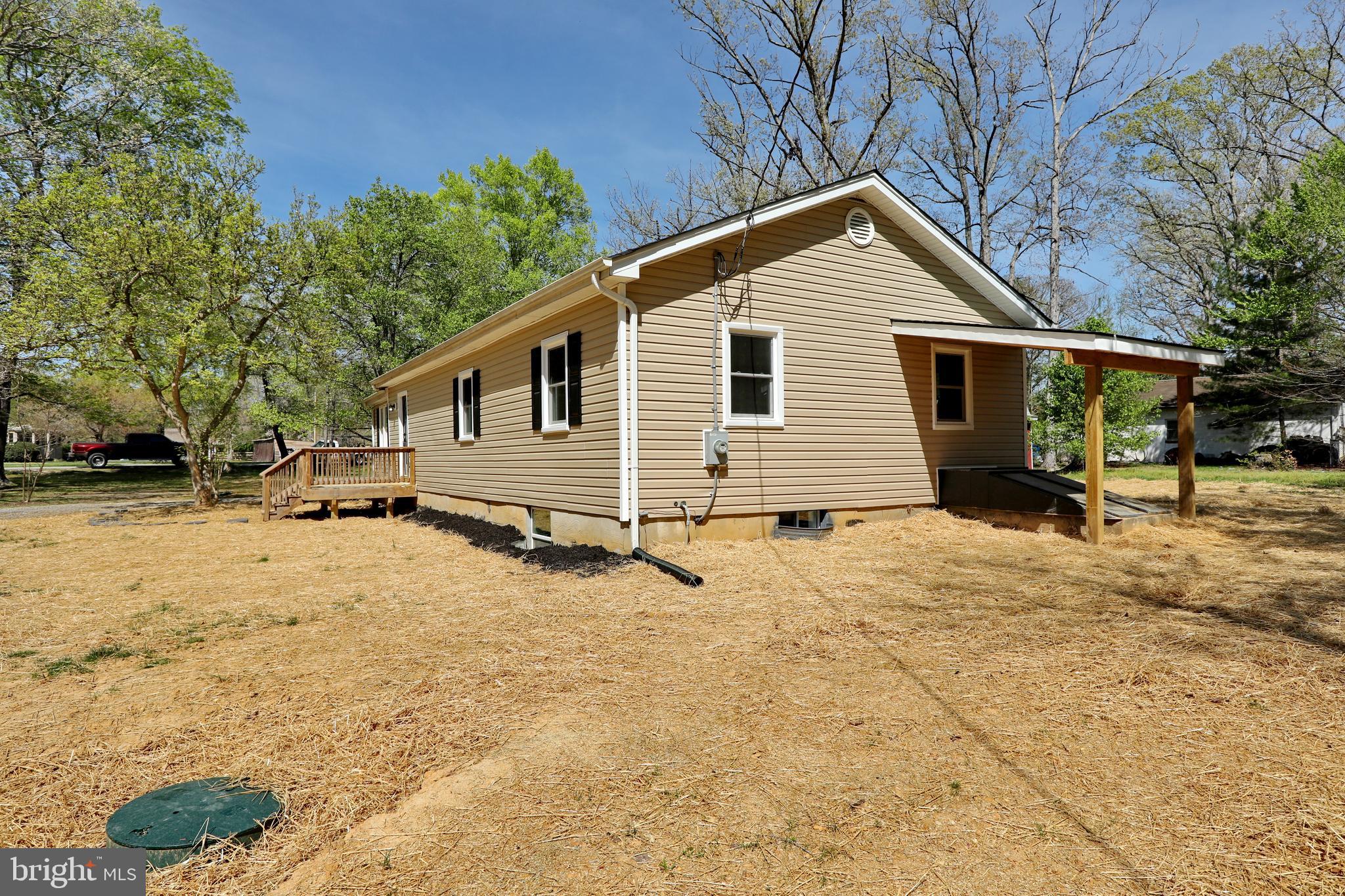 ANNAPOLIS WOODS ESTATE - Residential