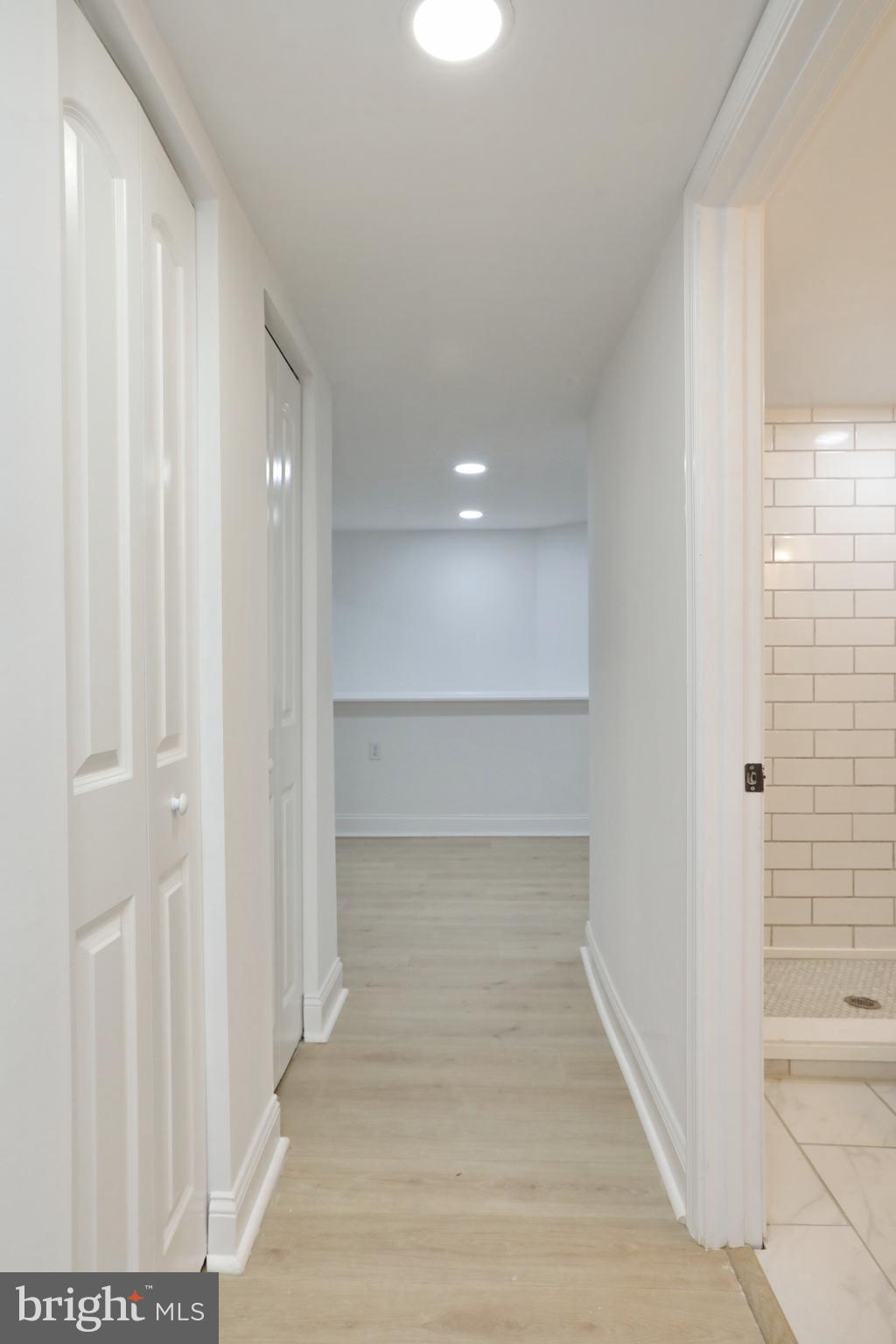 ANNAPOLIS WOODS ESTATE - Residential