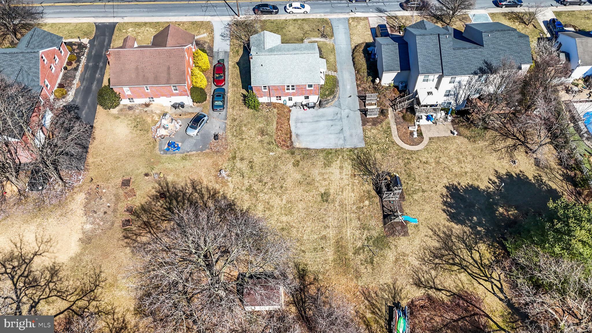 AKRON BOROUGH - Residential