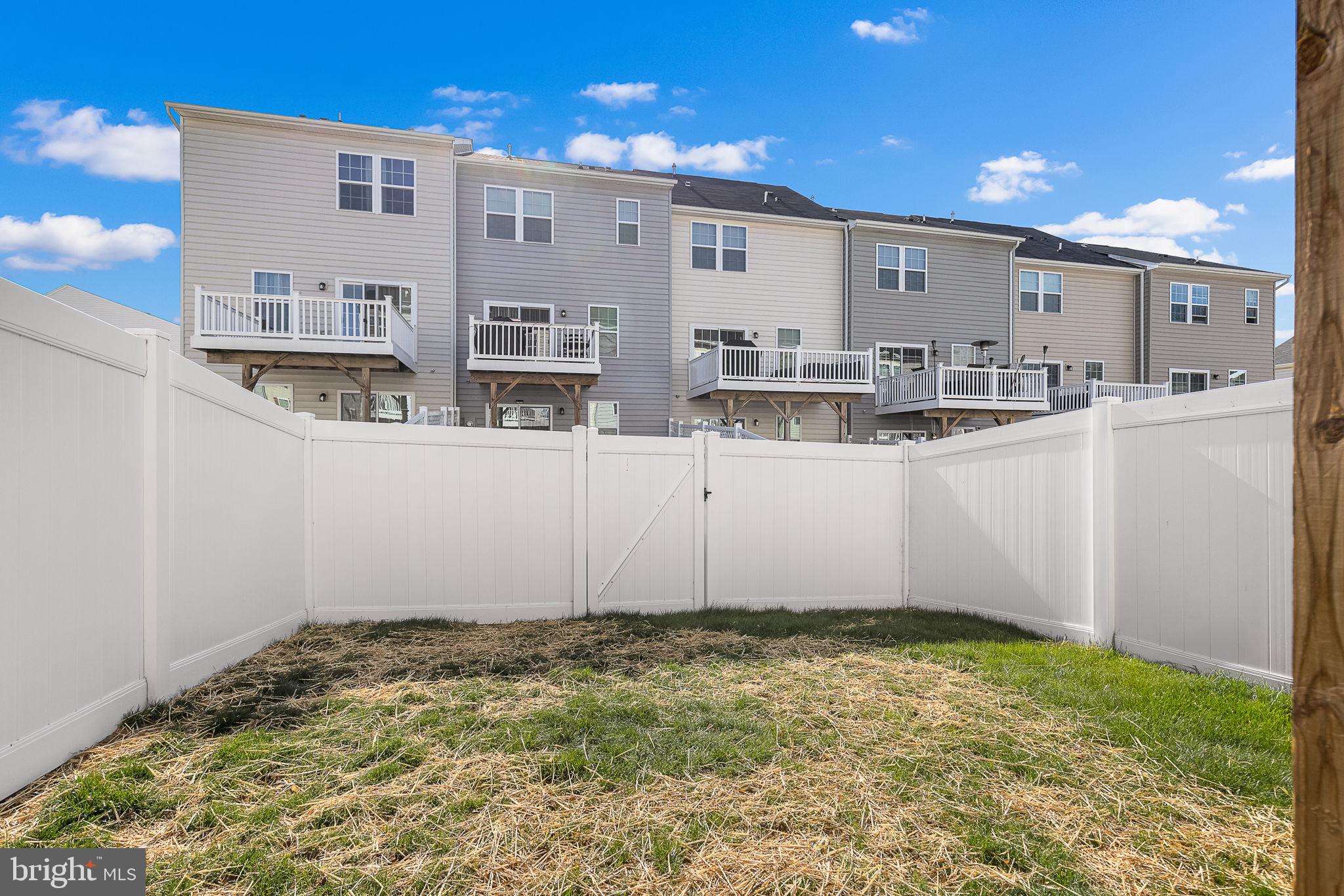 RAPPAHANNOCK LANDING - Residential