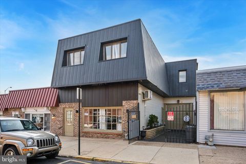 97 WOOD STREET BRISTOL PA 19007
