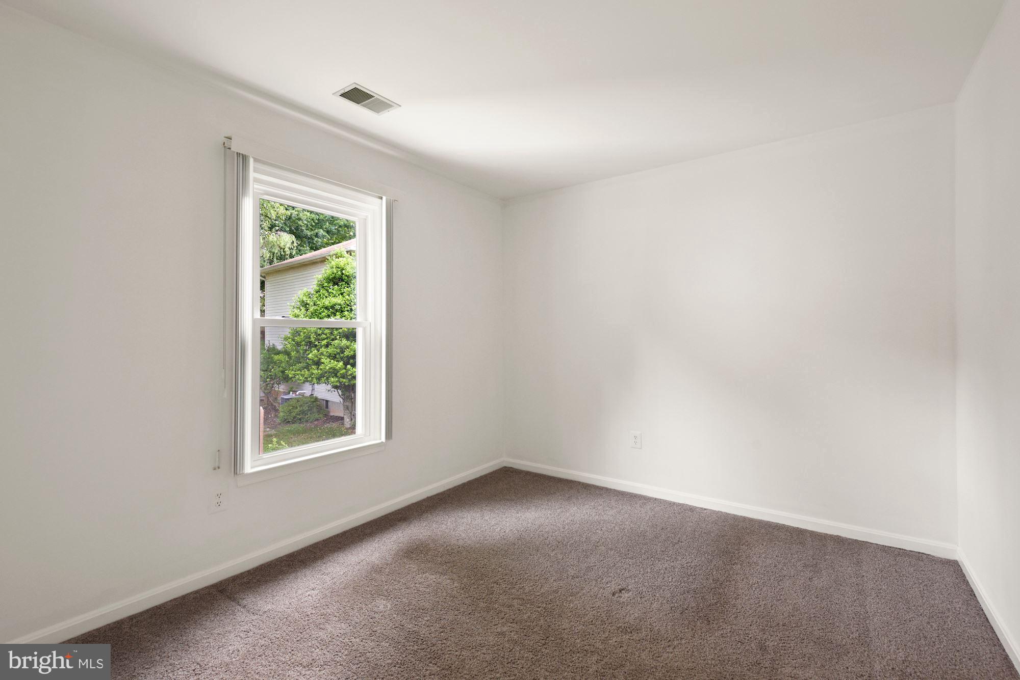 MILLS FARM - Residential