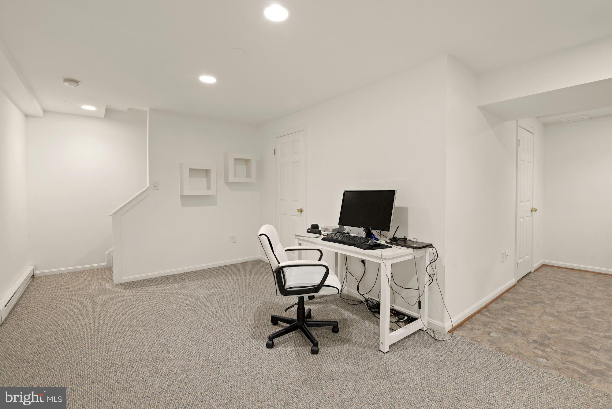 MILLS FARM - Residential