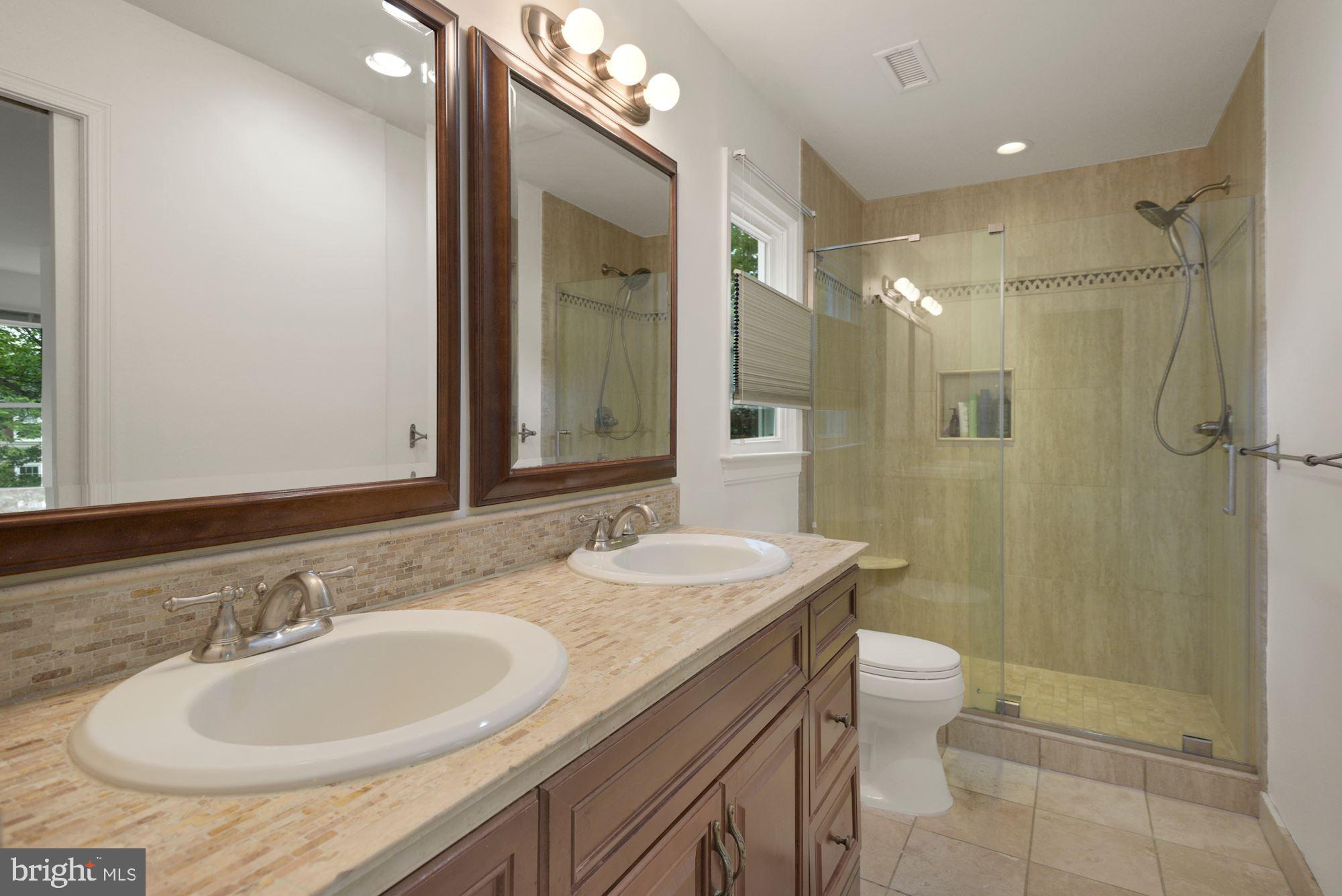 MILLS FARM - Residential