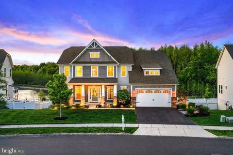 32 Carrington Way, Marlton, NJ MLS: NJBL2086544