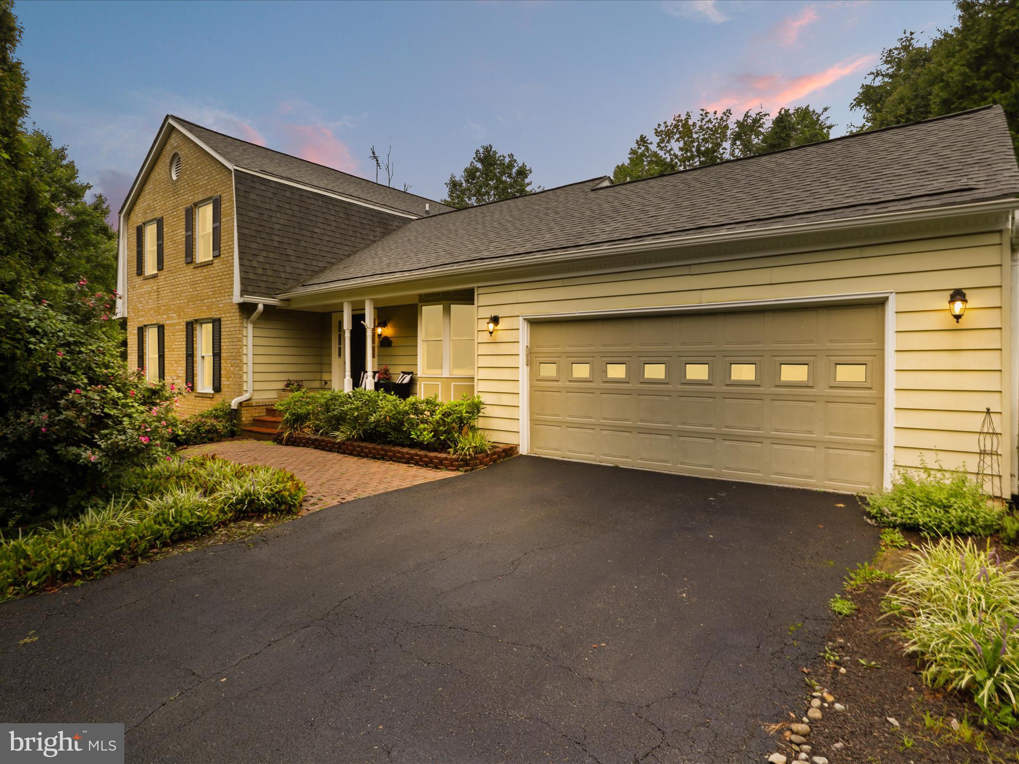 PROSPERITY HEIGHTS - Residential Lease