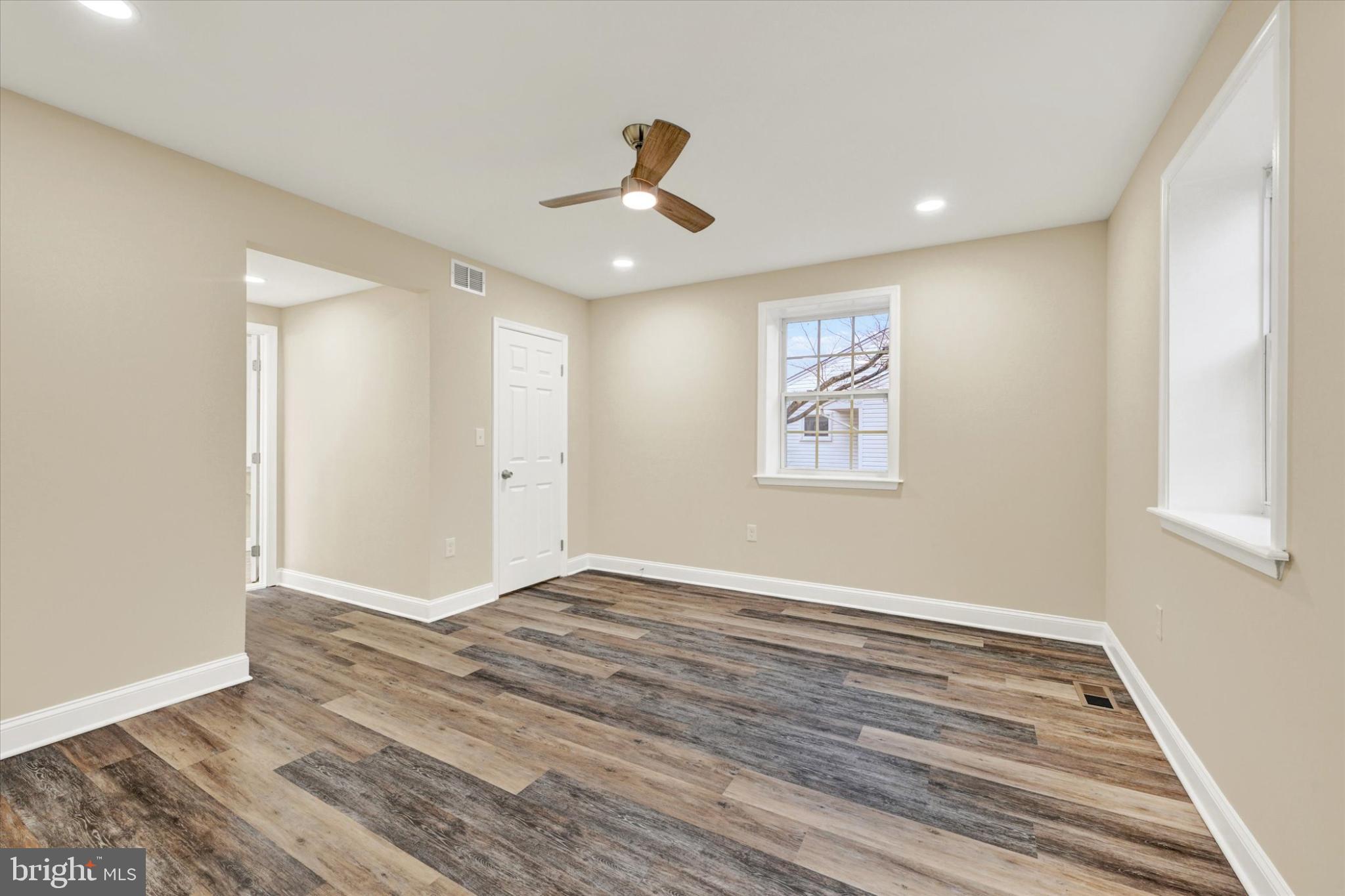 REISTERSTOWN - Residential