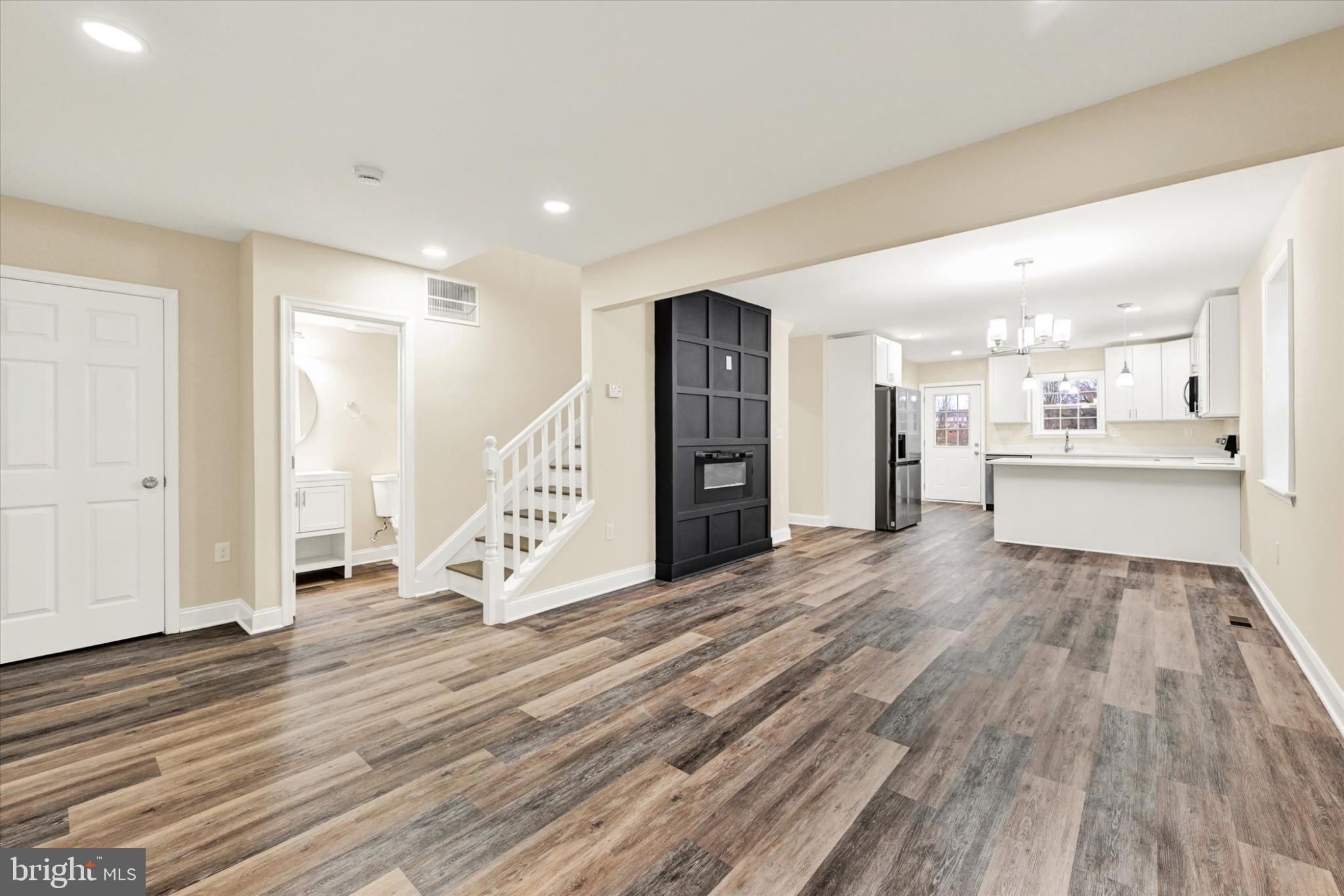 REISTERSTOWN - Residential