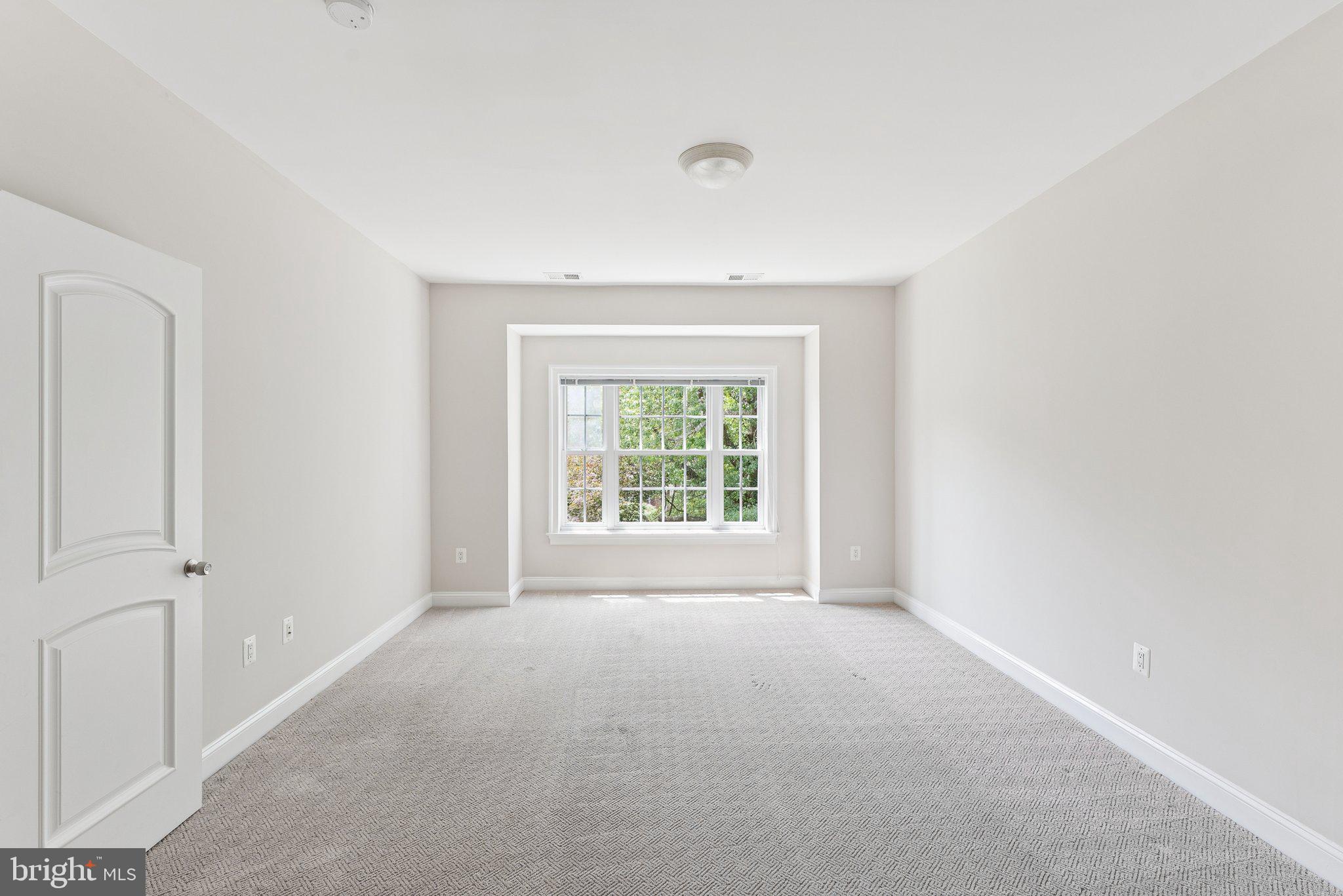 EL NIDO ESTATES - Residential