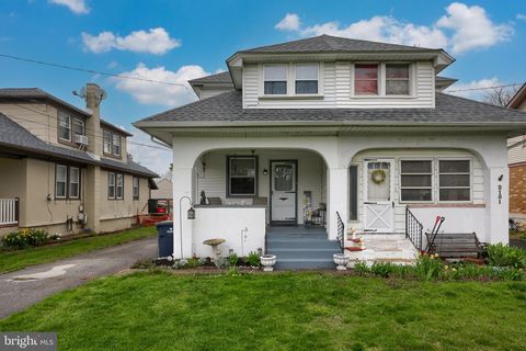 Photo of 2149 Old Philadelphia Pike, Lancaster, PA 17602 (MLS # PALA2048956)