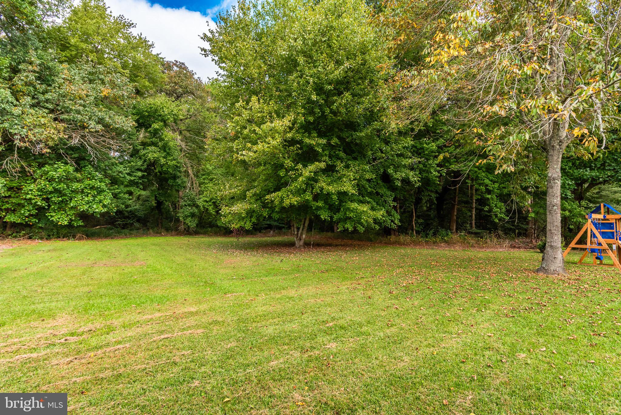 SUNSET LAKE MHP - Residential