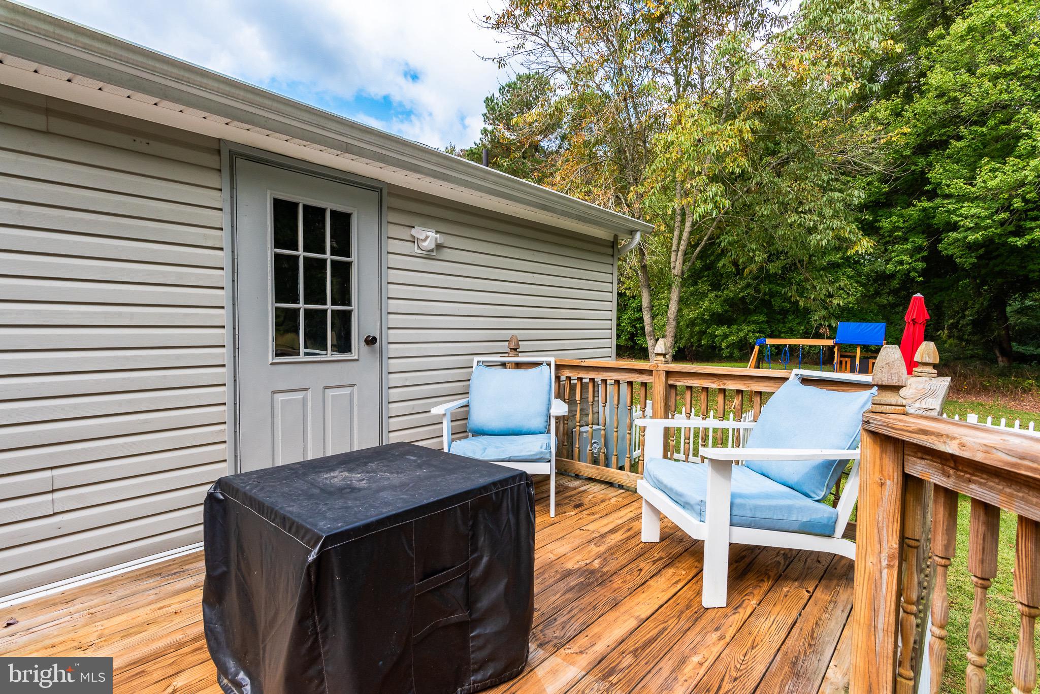 SUNSET LAKE MHP - Residential